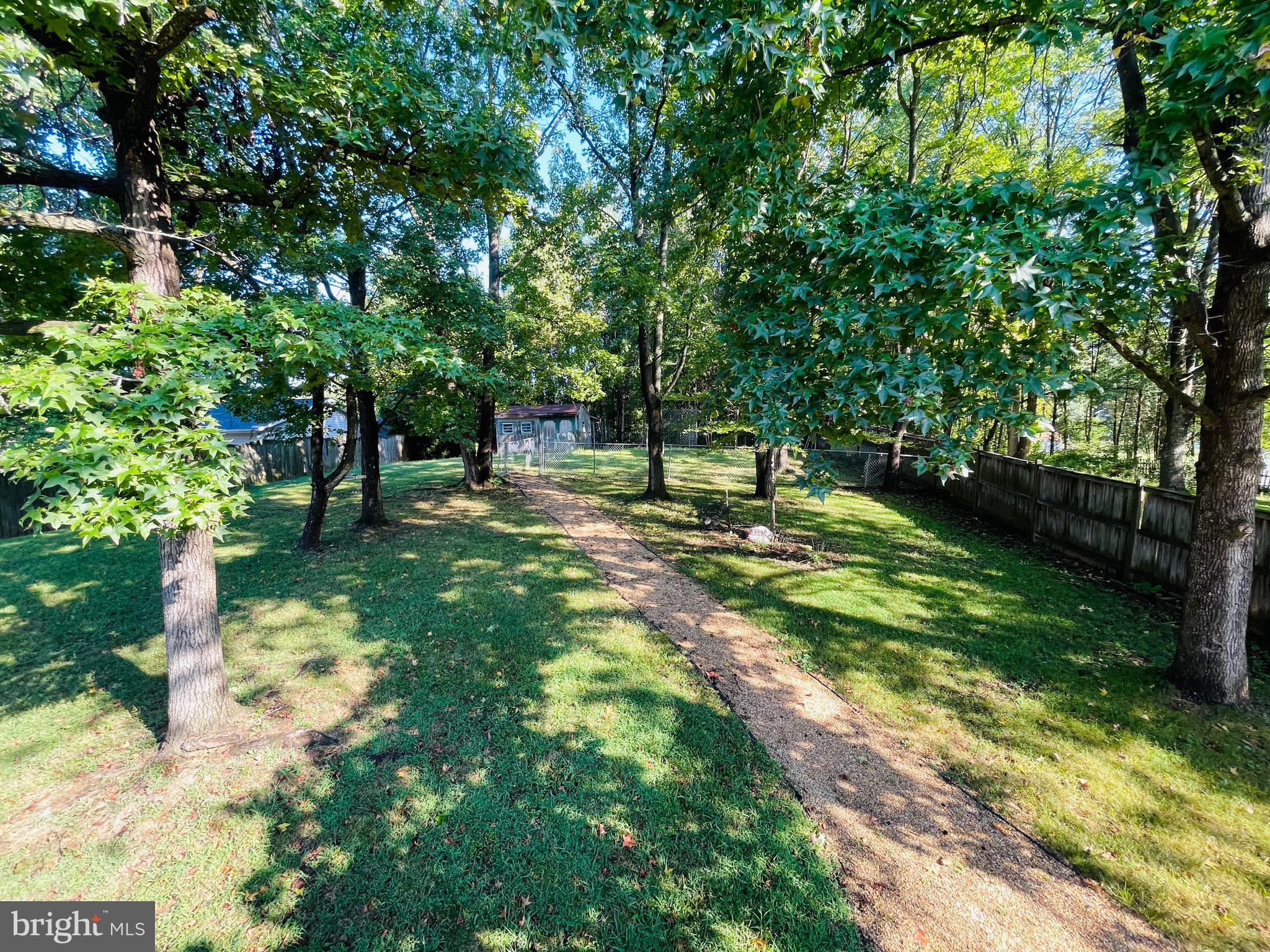 VISTA WOODS - Residential Lease