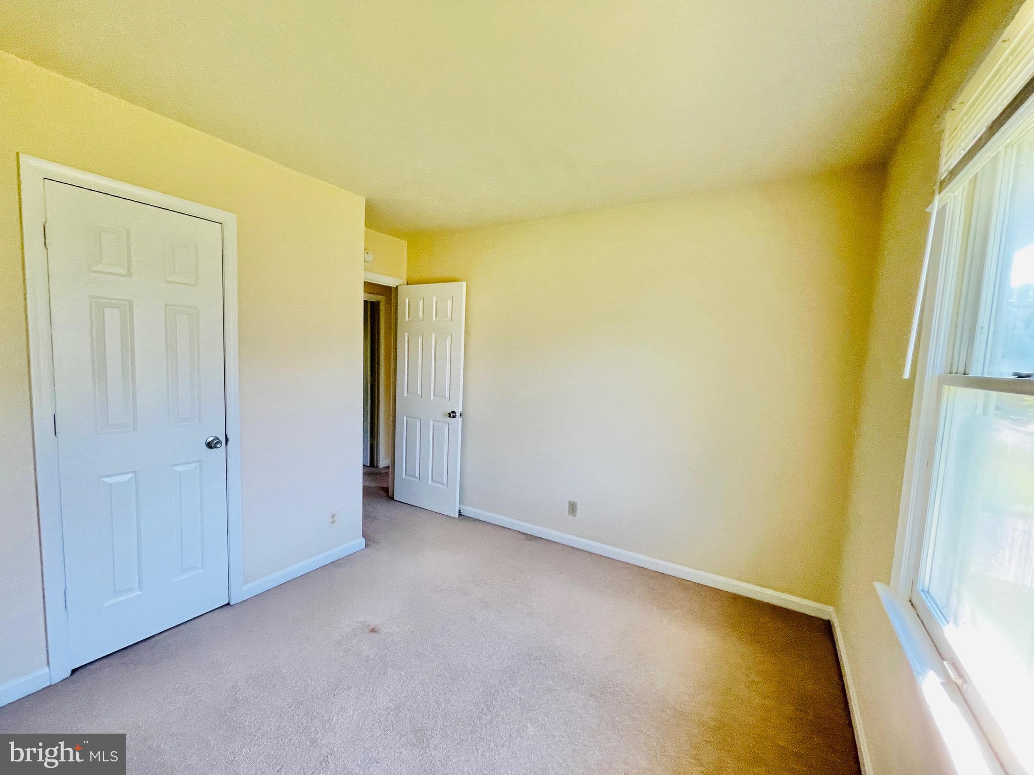 VISTA WOODS - Residential Lease