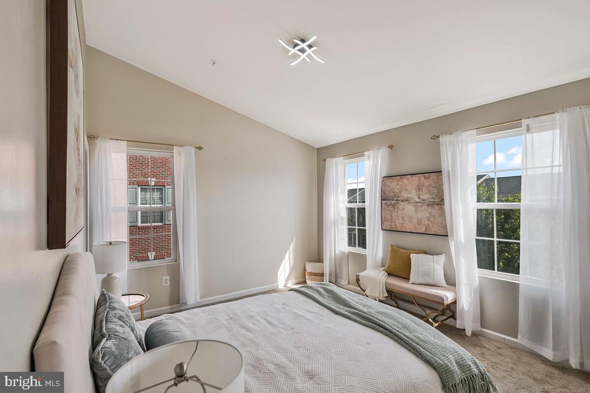 ST CHARLES GLENEAGLES - Residential