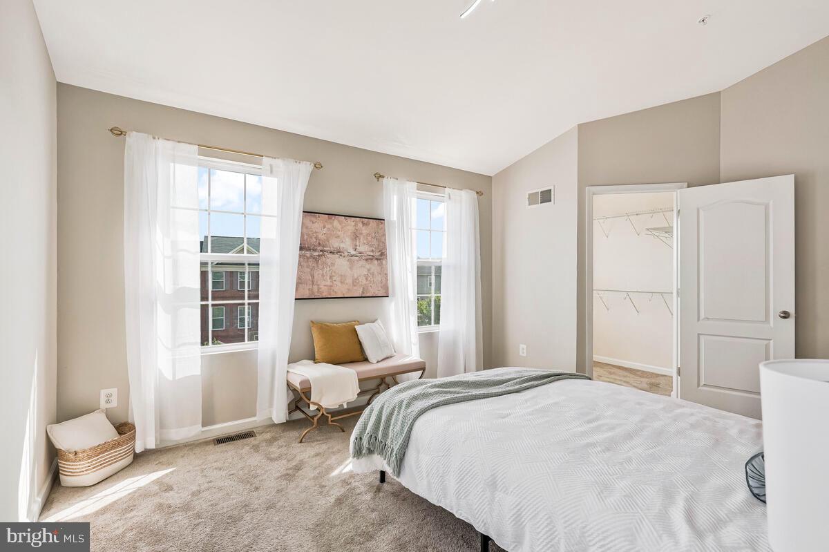 ST CHARLES GLENEAGLES - Residential