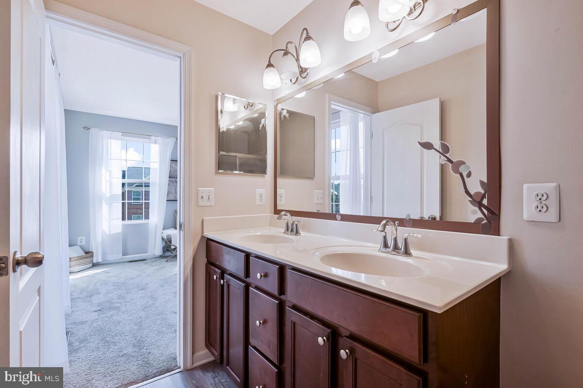 ST CHARLES GLENEAGLES - Residential