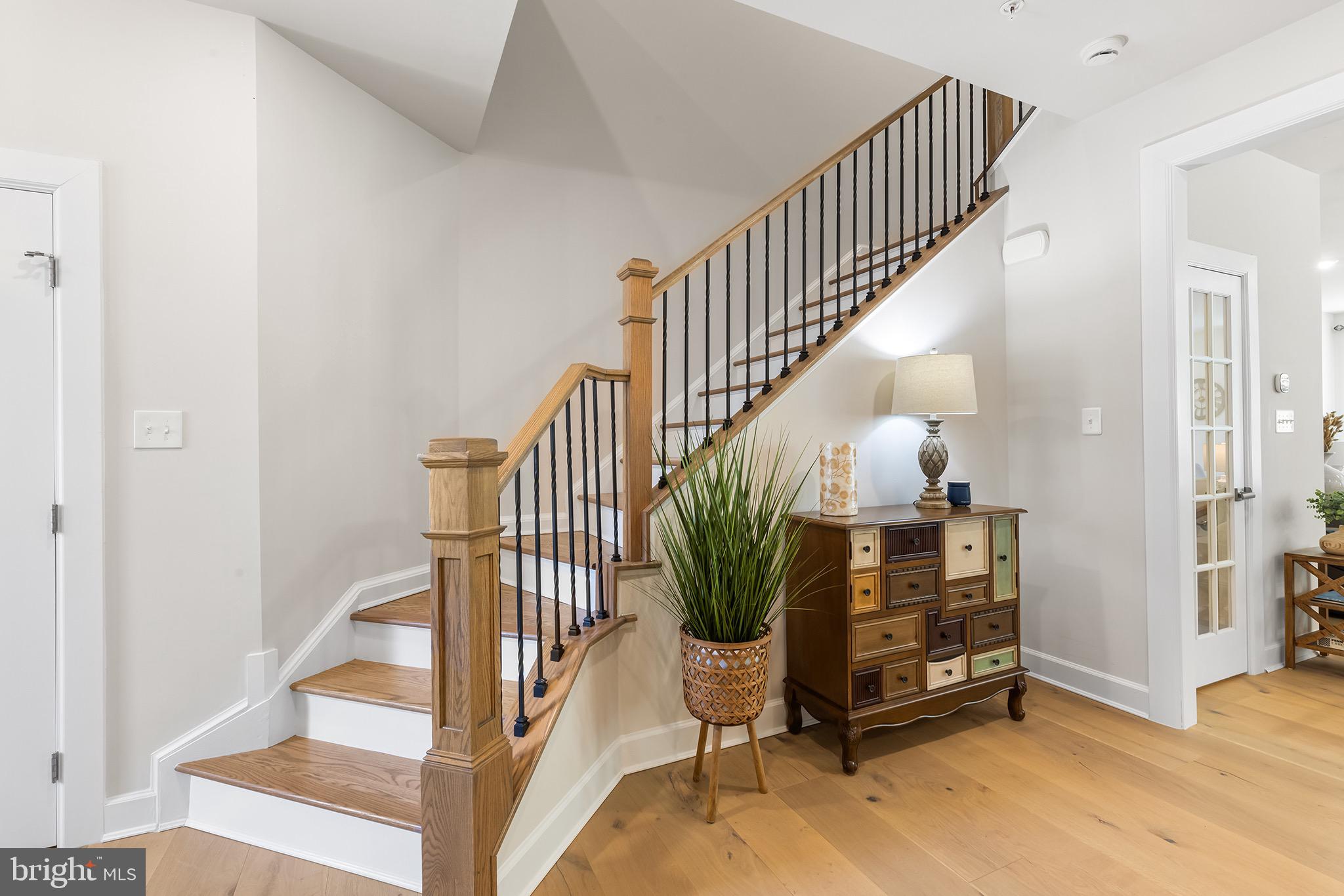 331 W PONDS EDGE DRIVE