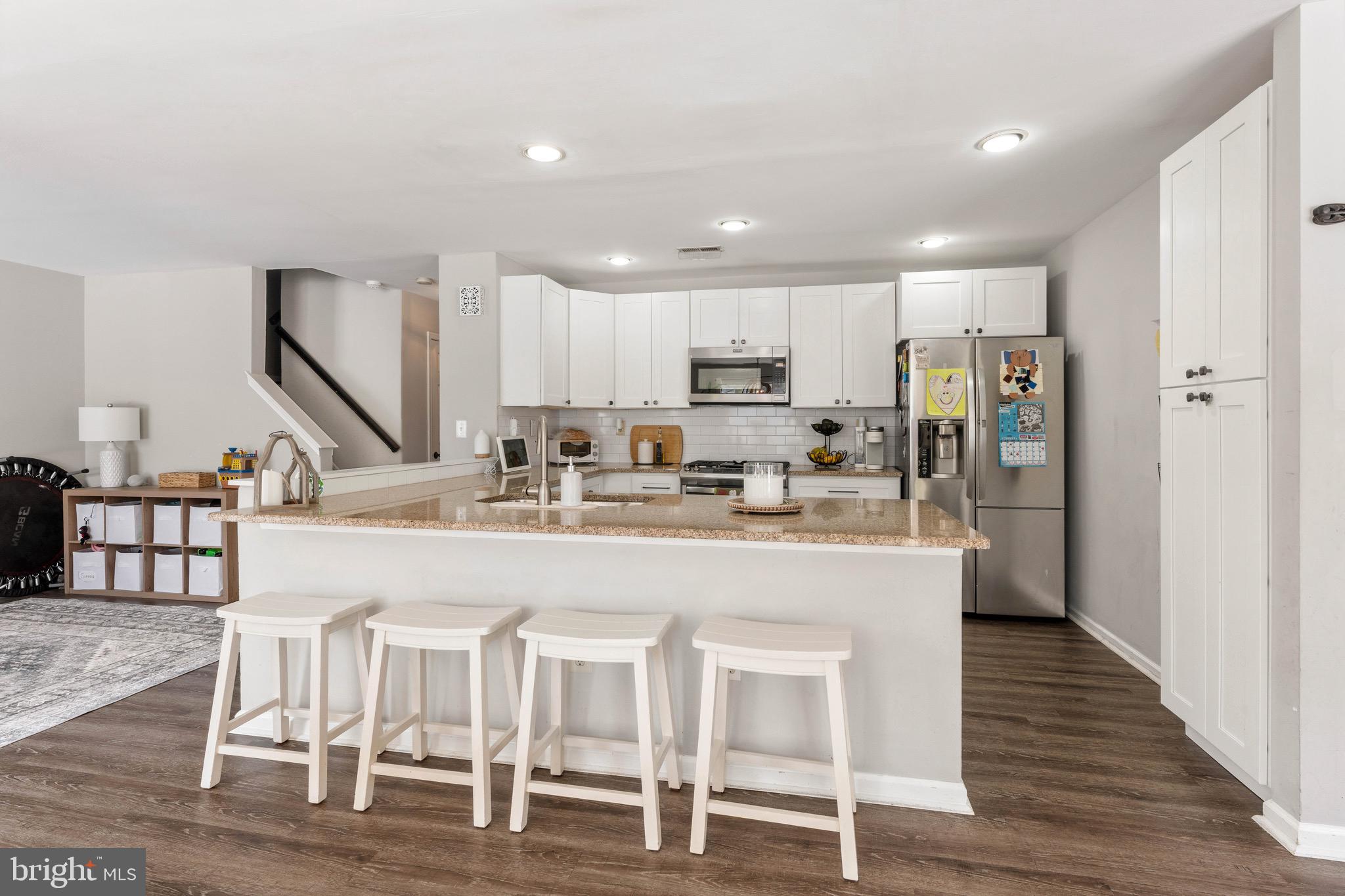 BROOKSTONE - Residential