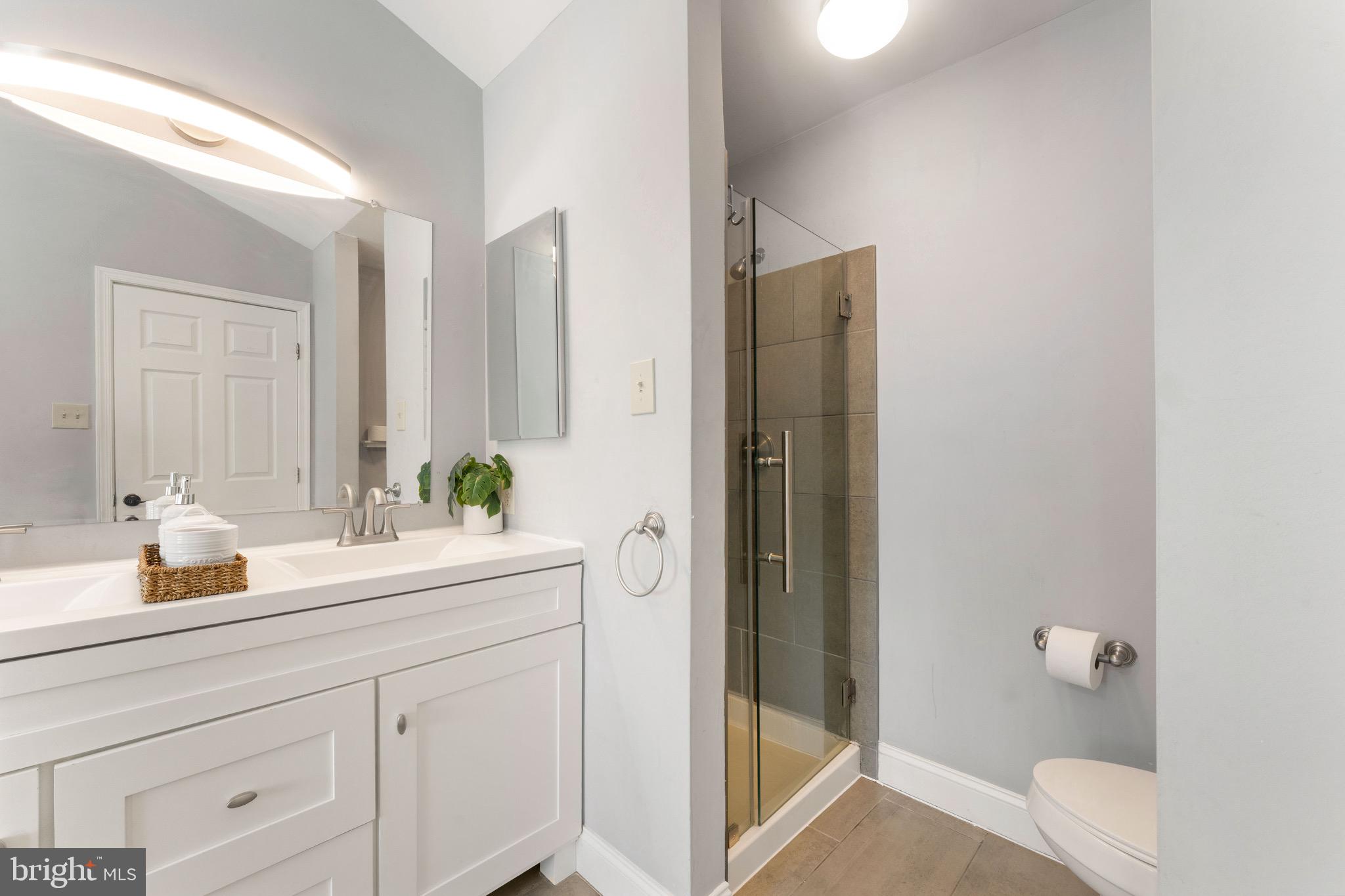 BROOKSTONE - Residential