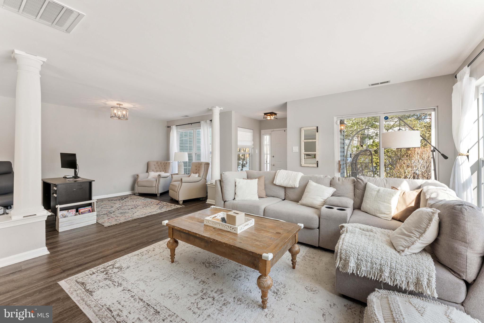 BROOKSTONE - Residential