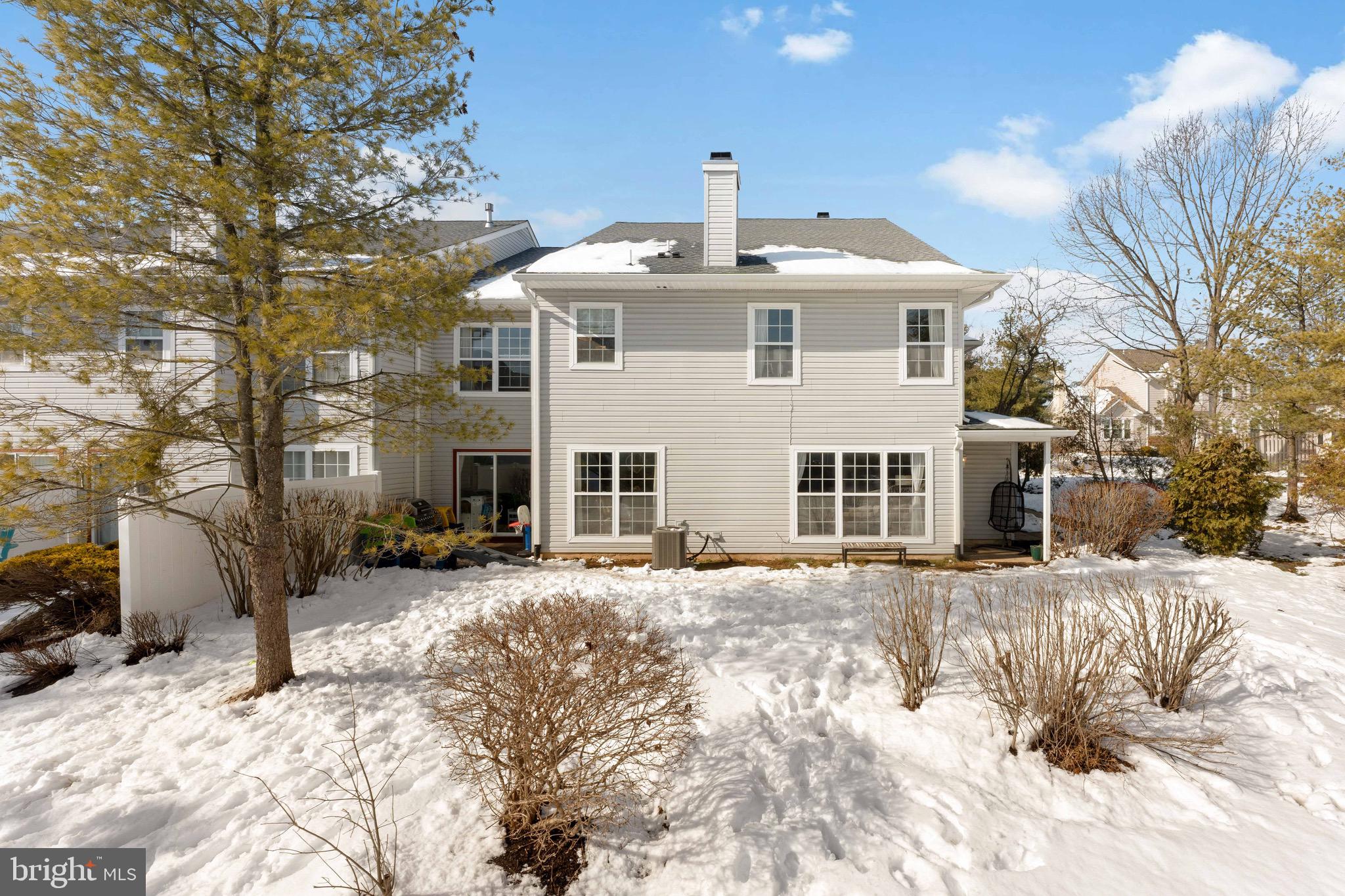 1302 WATERFORD ROAD 8