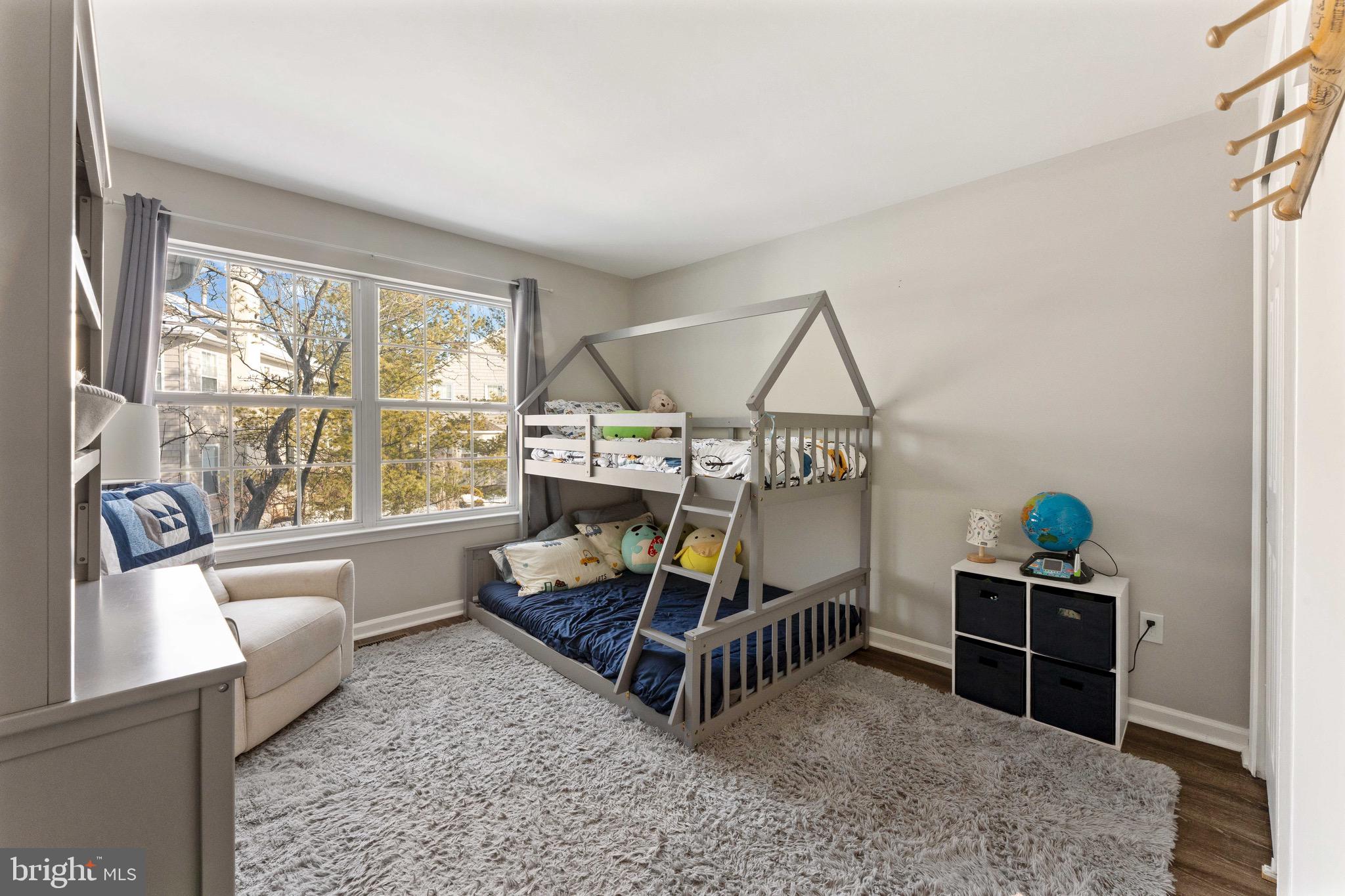 BROOKSTONE - Residential