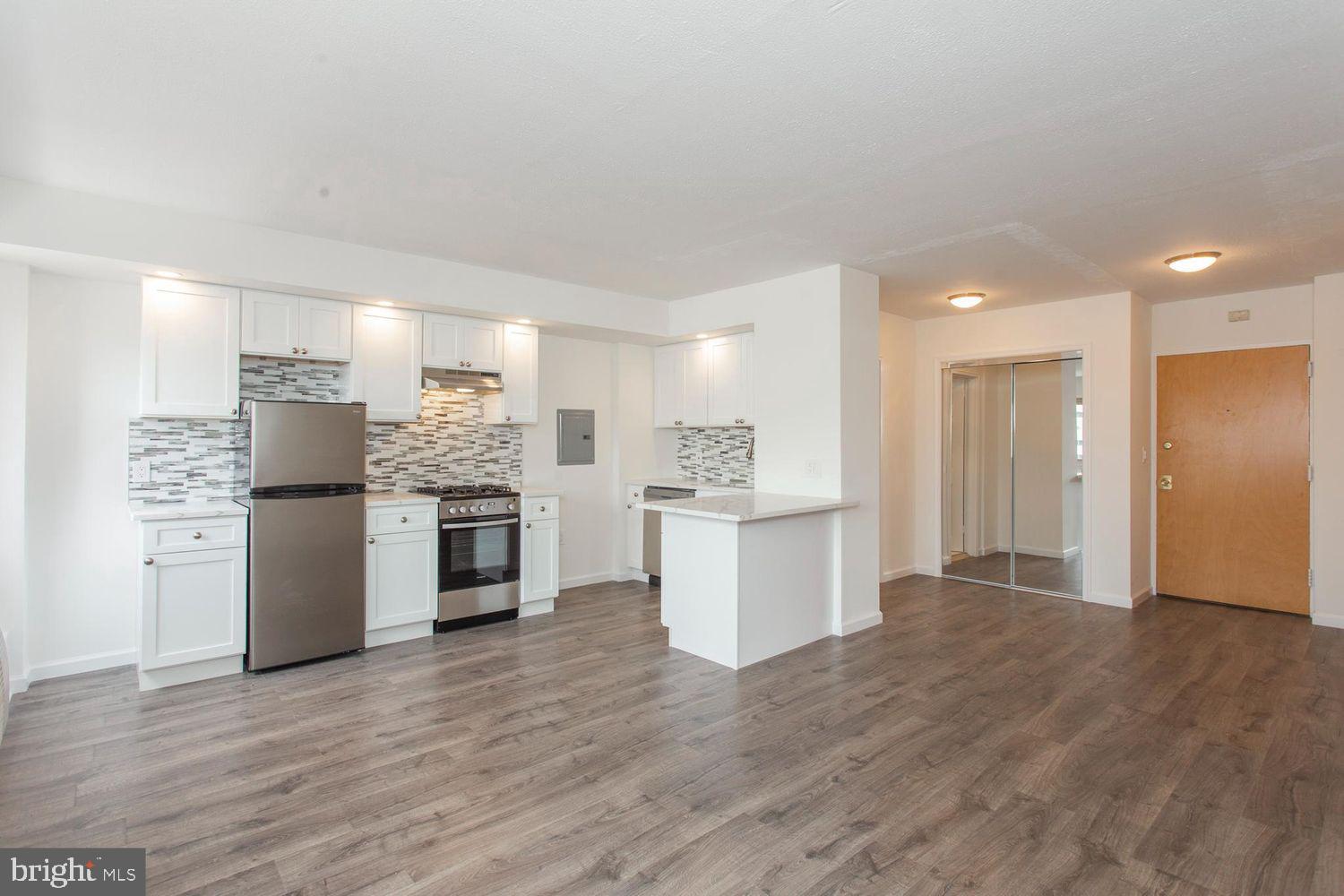 2101 CHESTNUT STREET 17 1025
