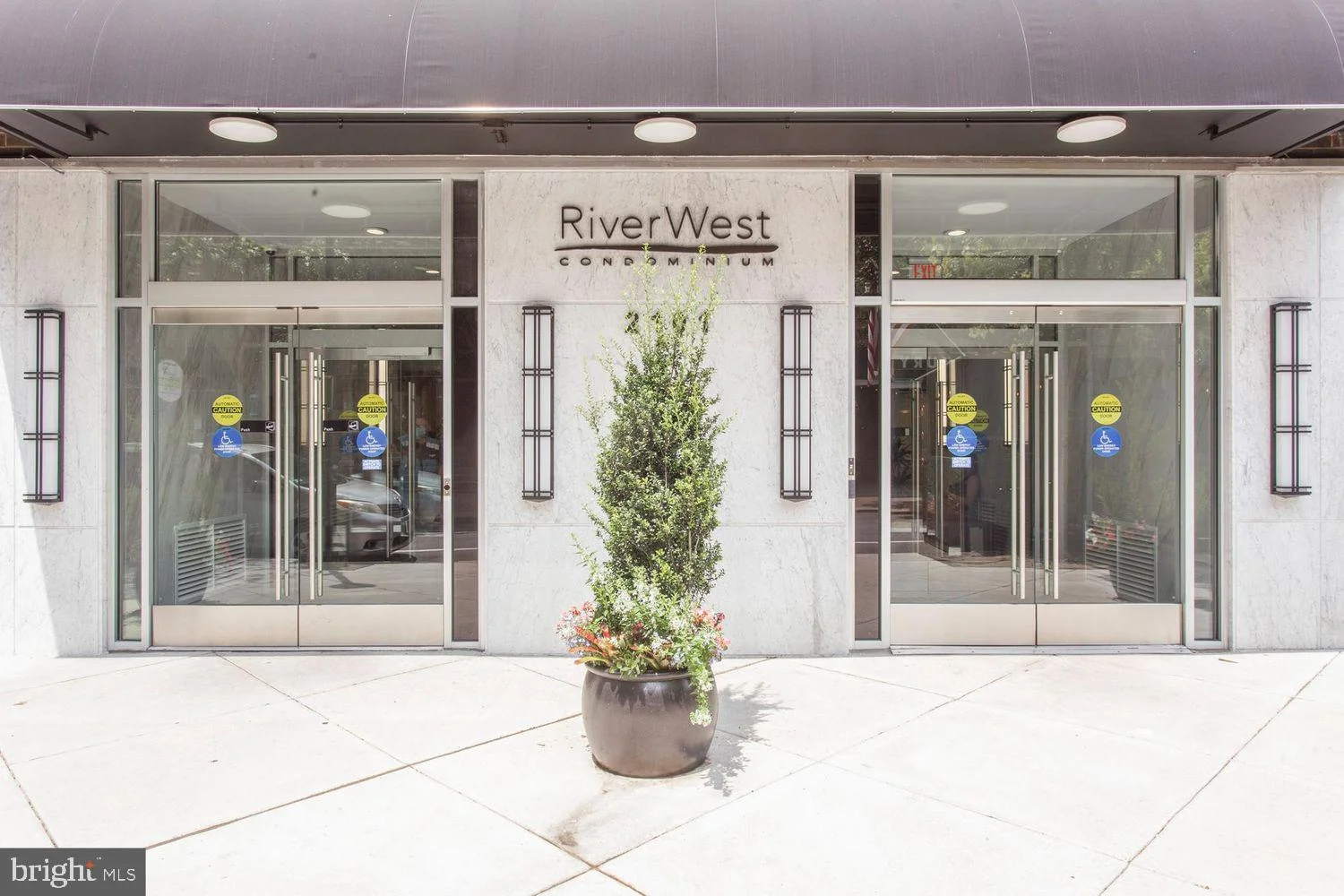 2101 Chestnut Street Unit 1025