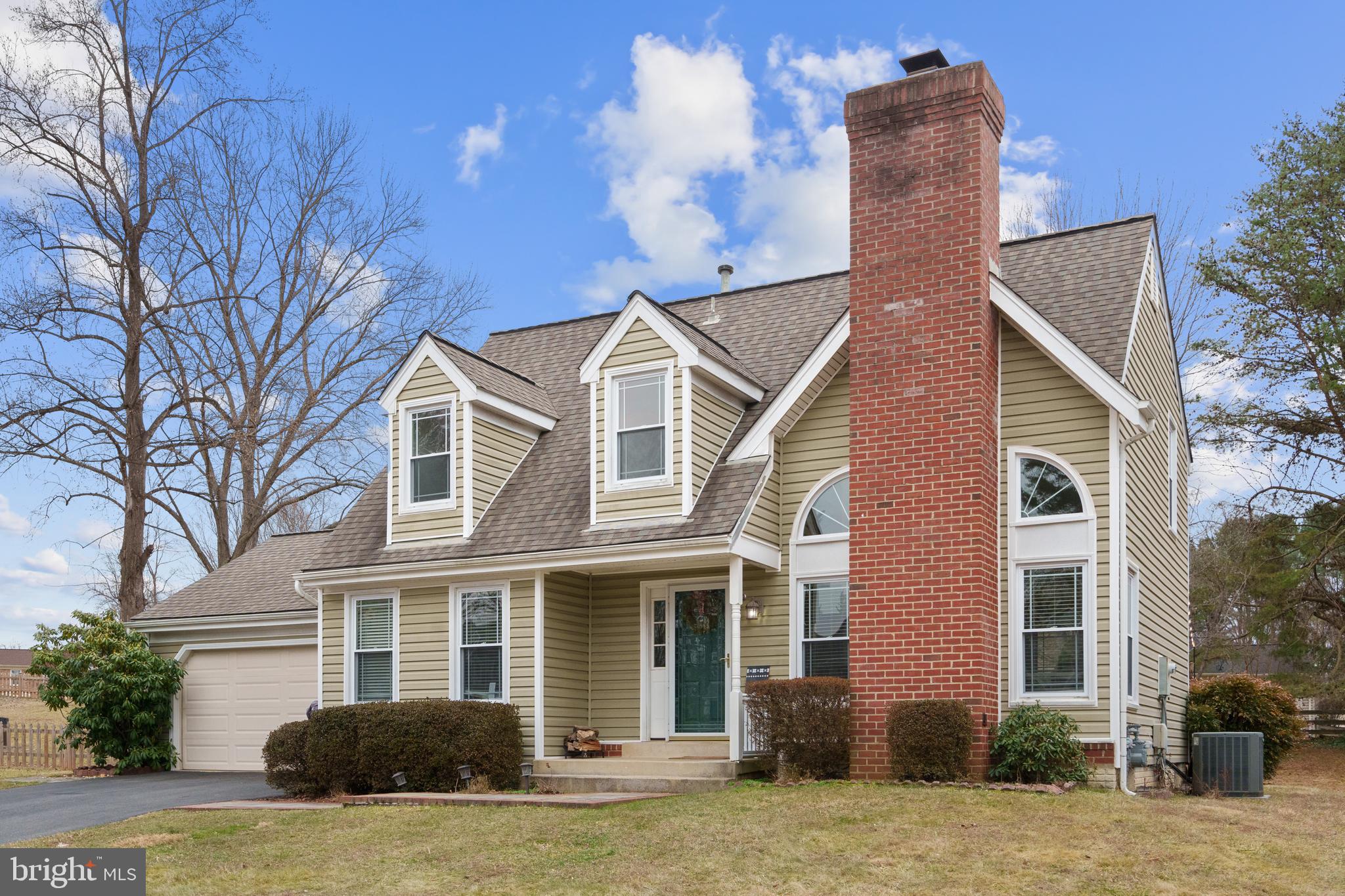 SIGNAL HILL - Residential