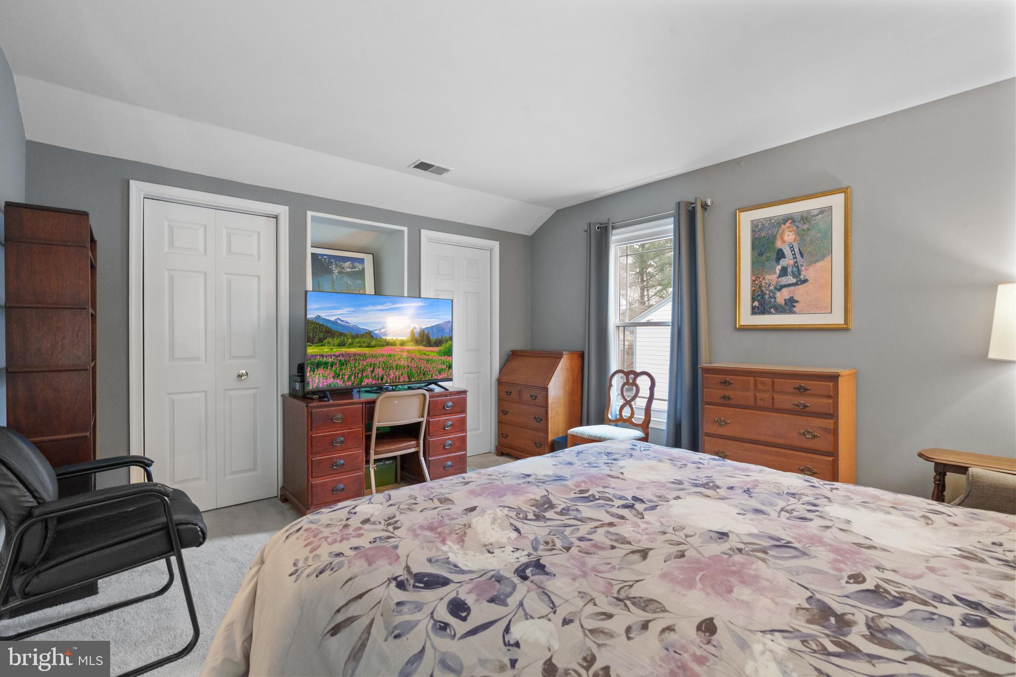 SIGNAL HILL - Residential