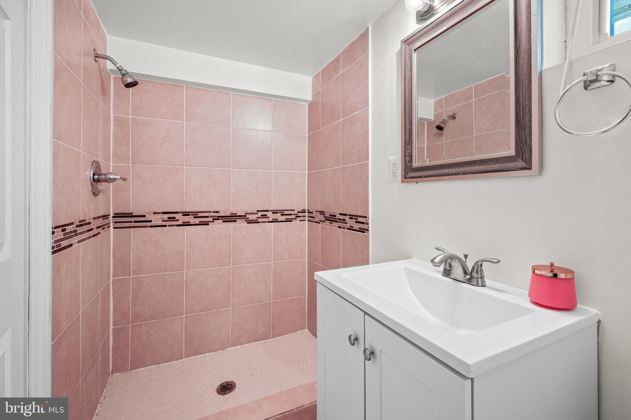 BELLEVALE - Residential