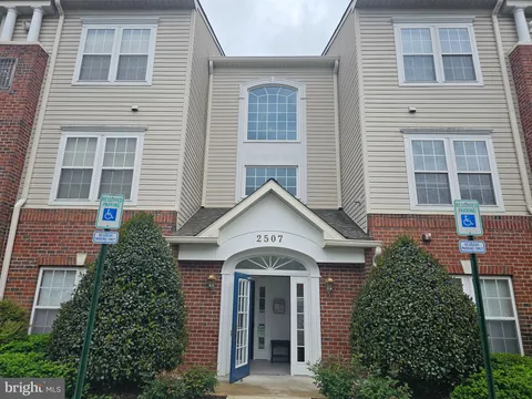 2507 Amber Orchard Court W Unit 202, Odenton, MD MLS: MDAA2114072