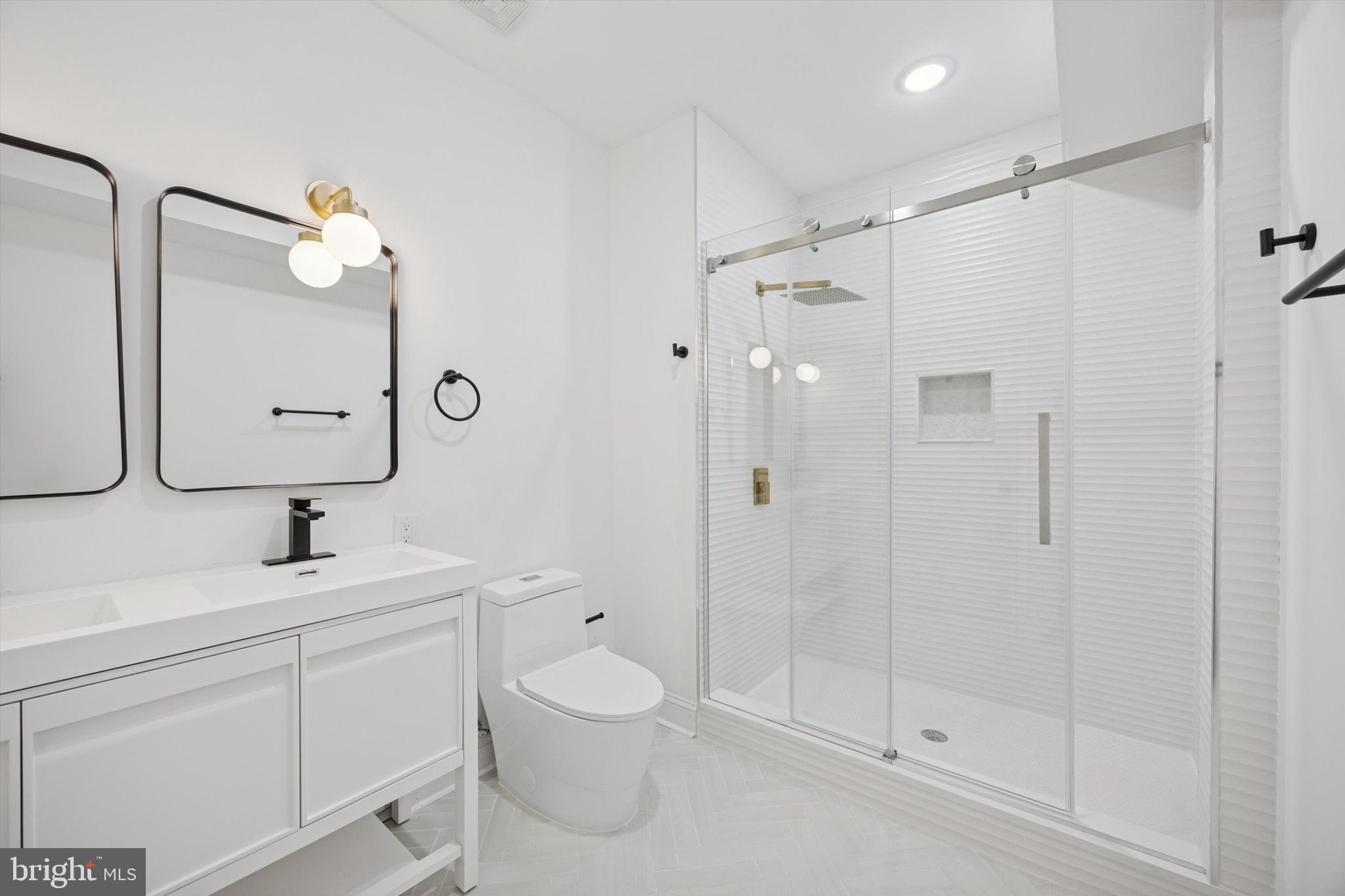 FRANCISVILLE - Residential Lease