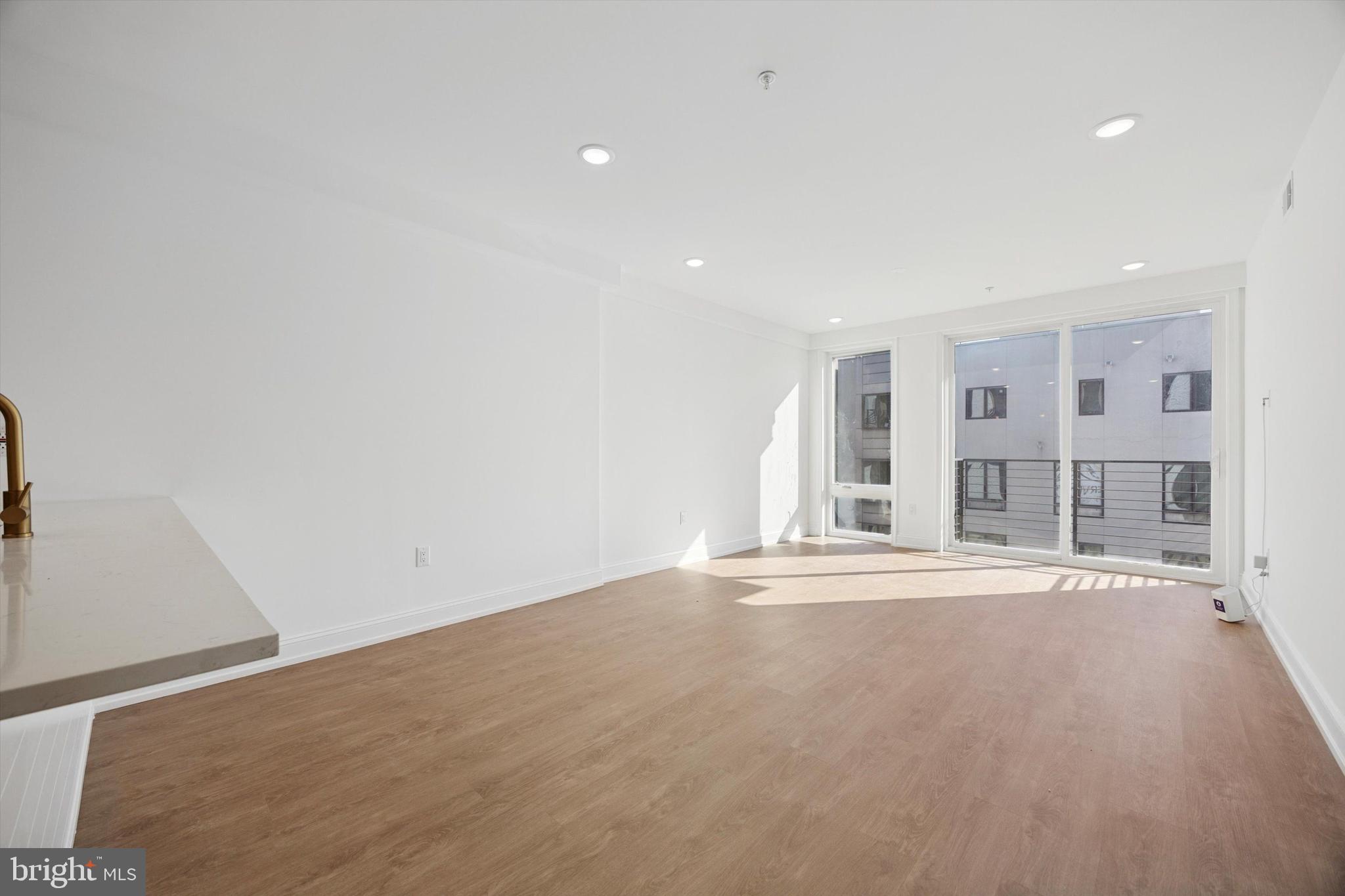 FRANCISVILLE - Residential Lease