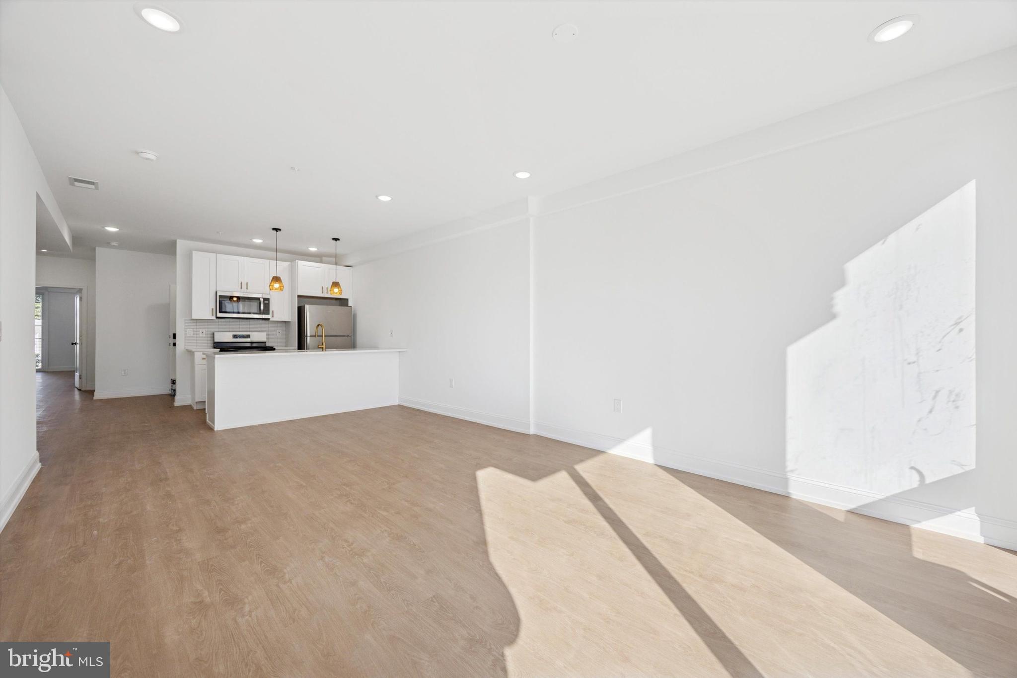 FRANCISVILLE - Residential Lease