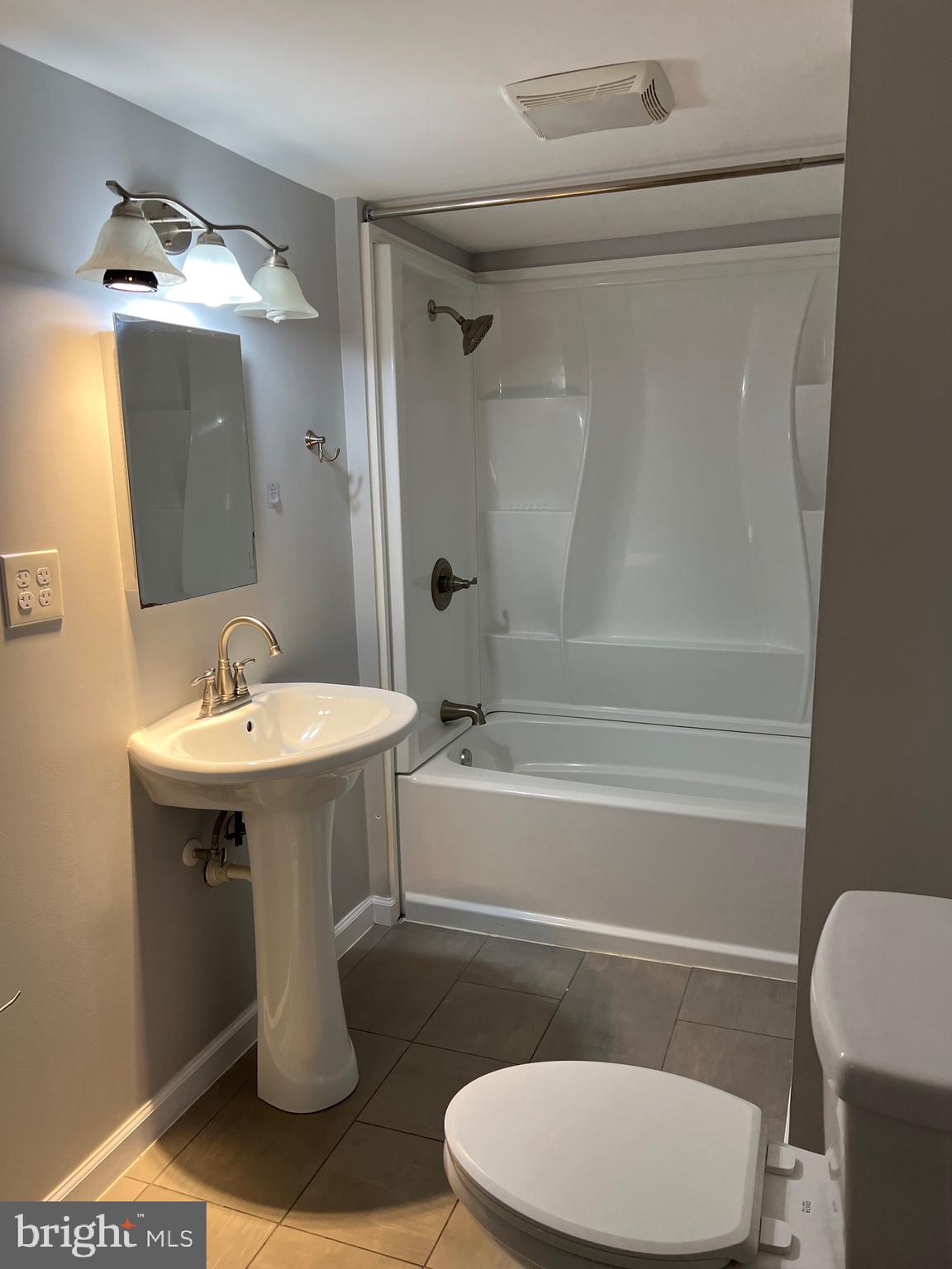 EASTWOOD - Residential