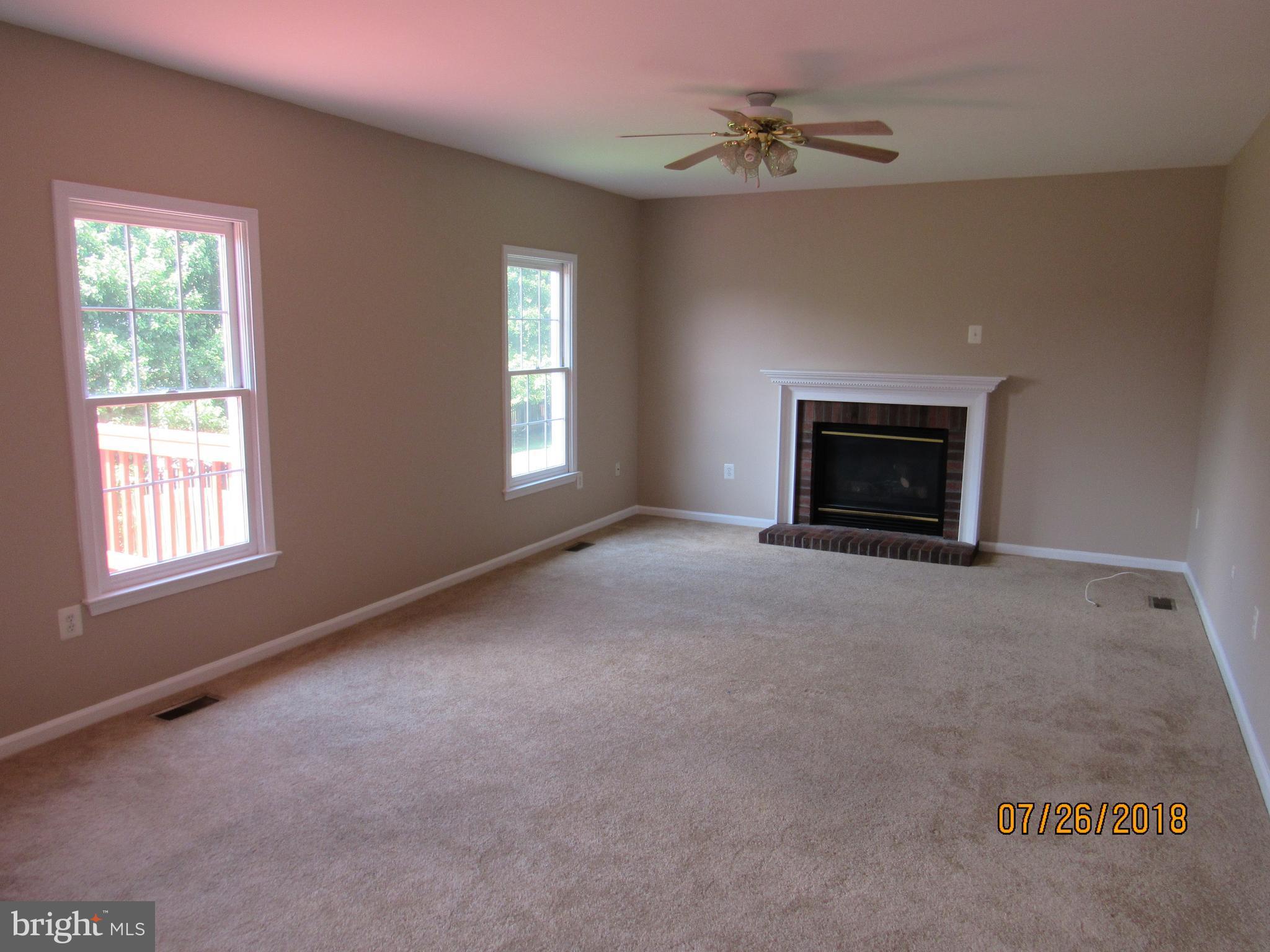 HAMPTON OAKS - Residential