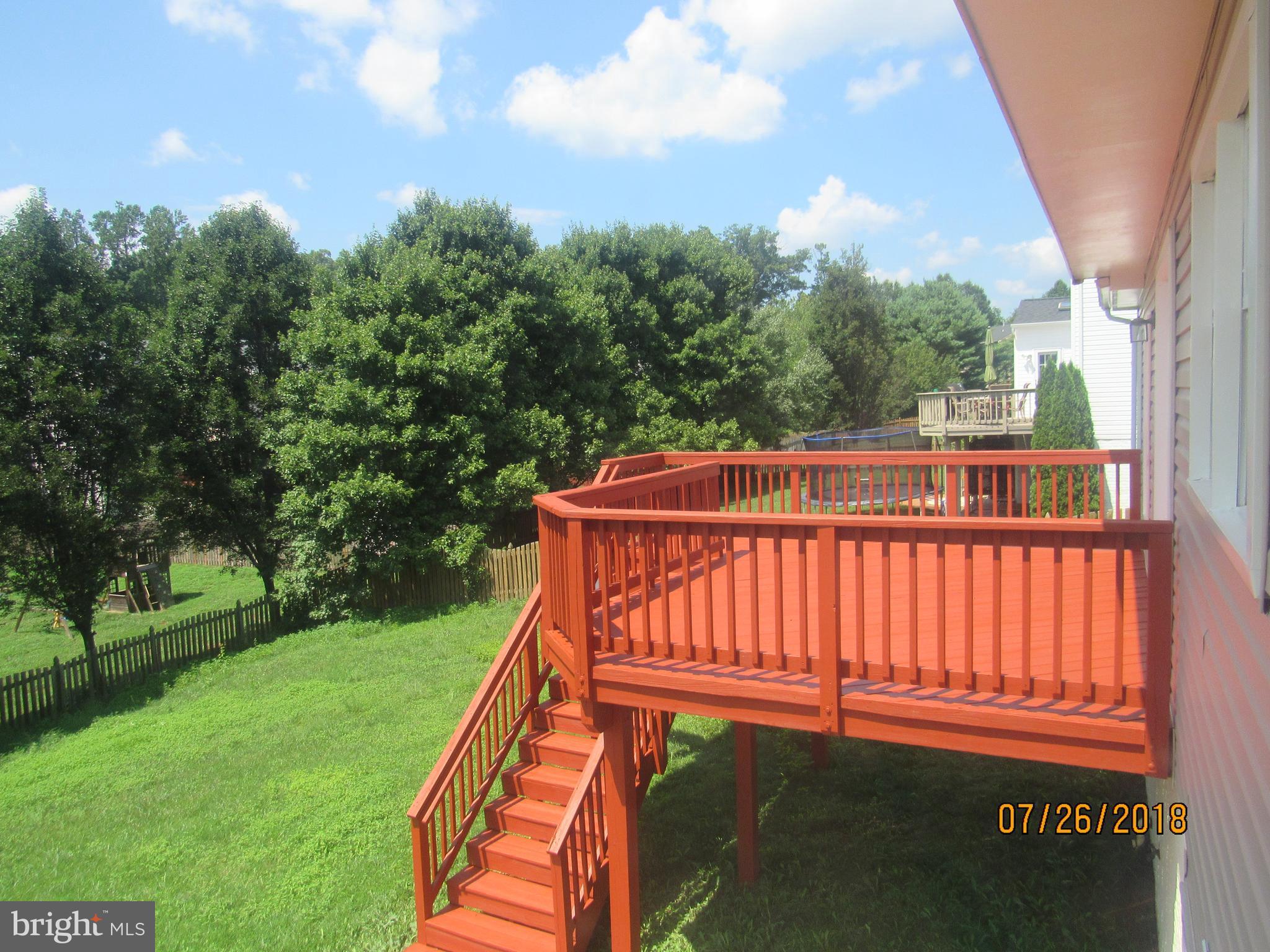 HAMPTON OAKS - Residential