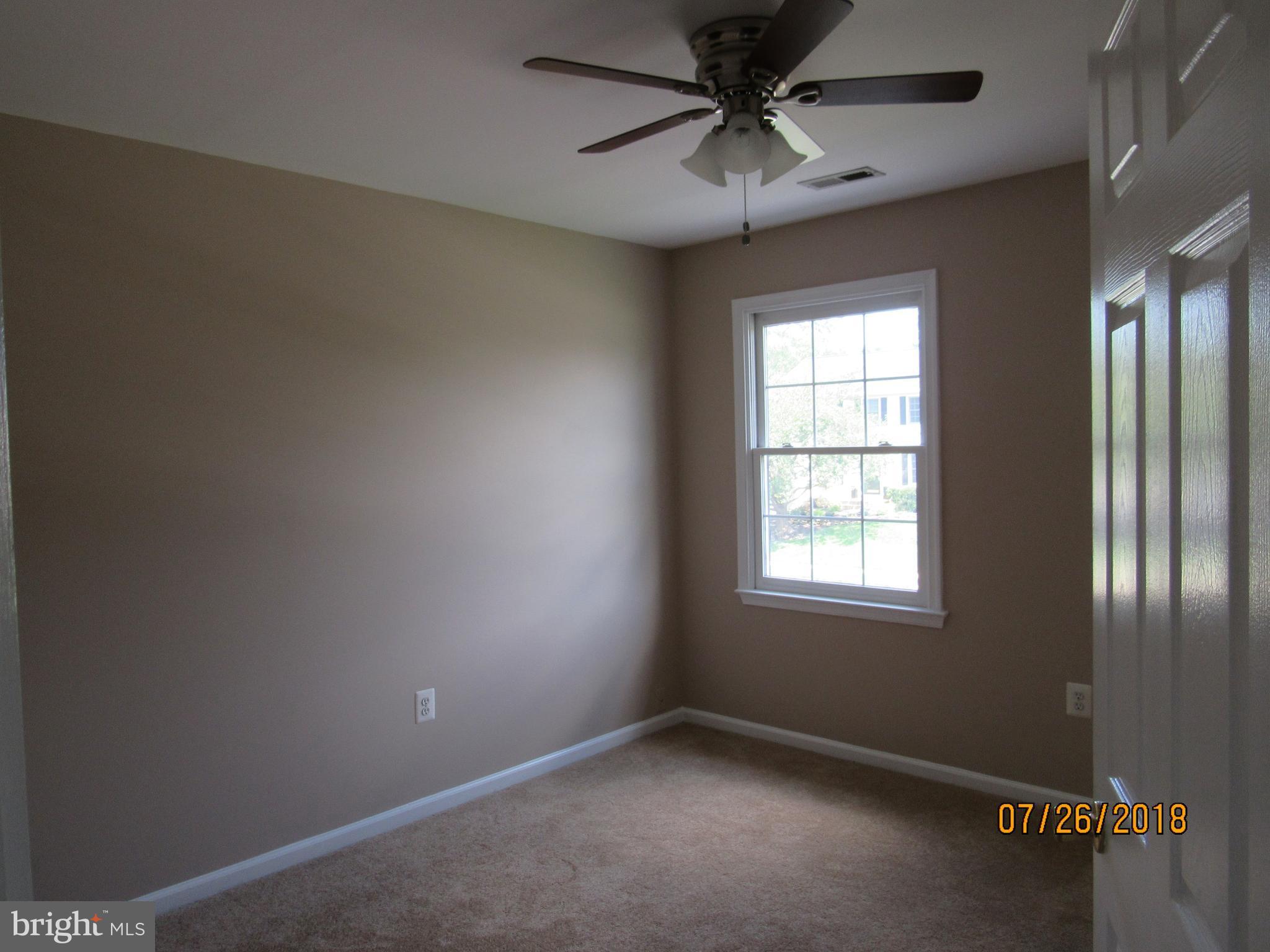 HAMPTON OAKS - Residential