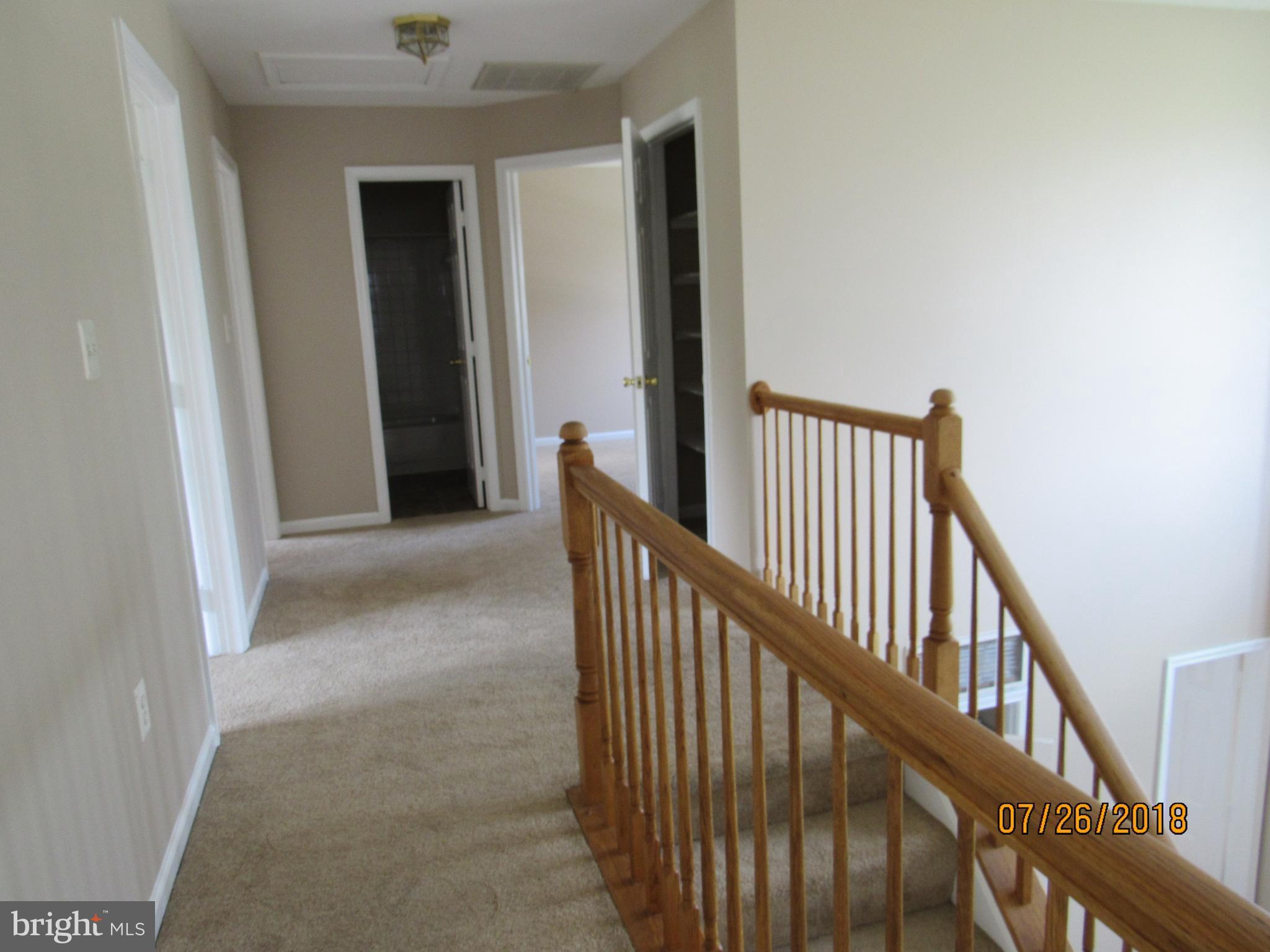 HAMPTON OAKS - Residential