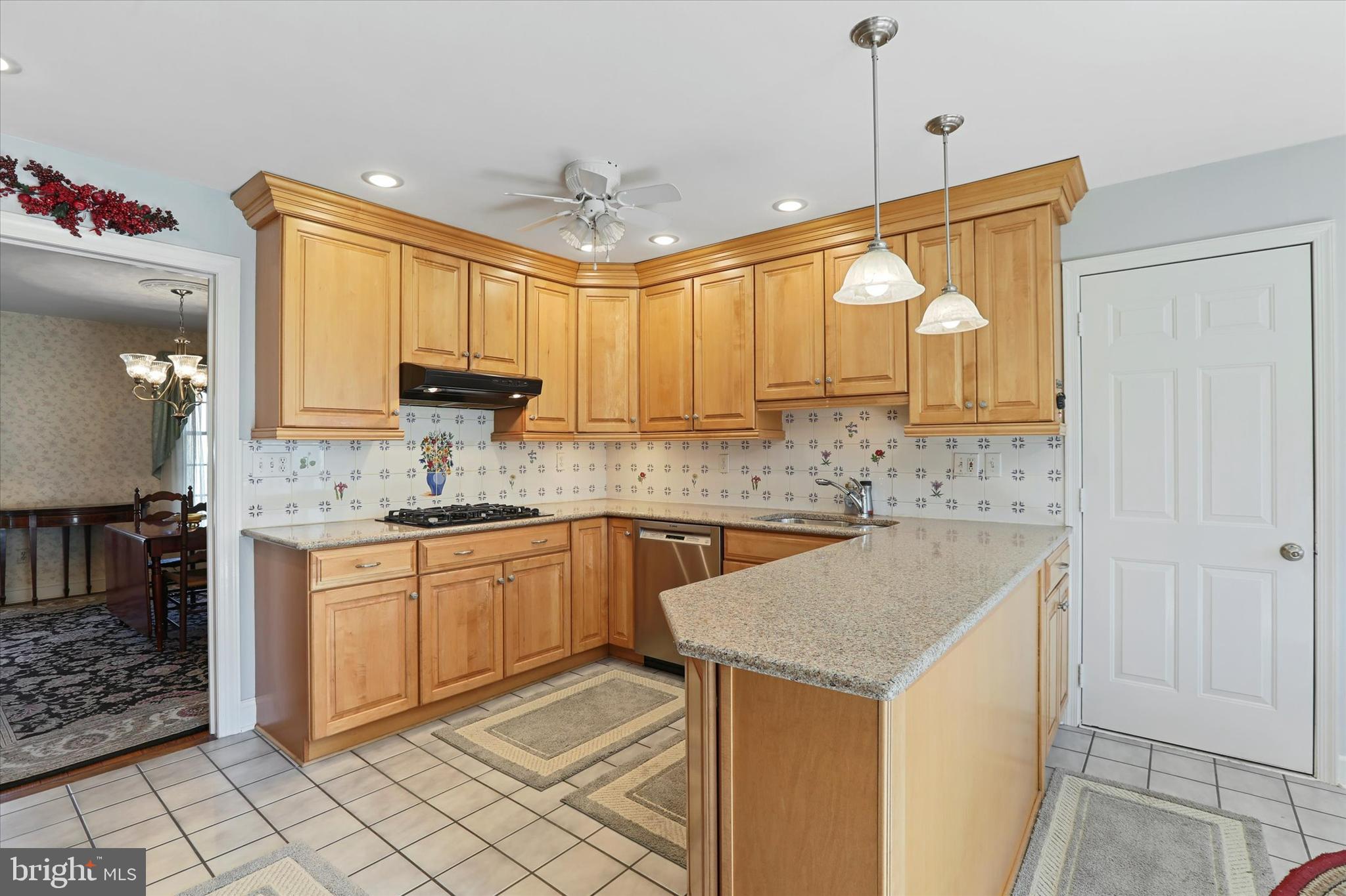 PARK TOWN ESTATES - Residential