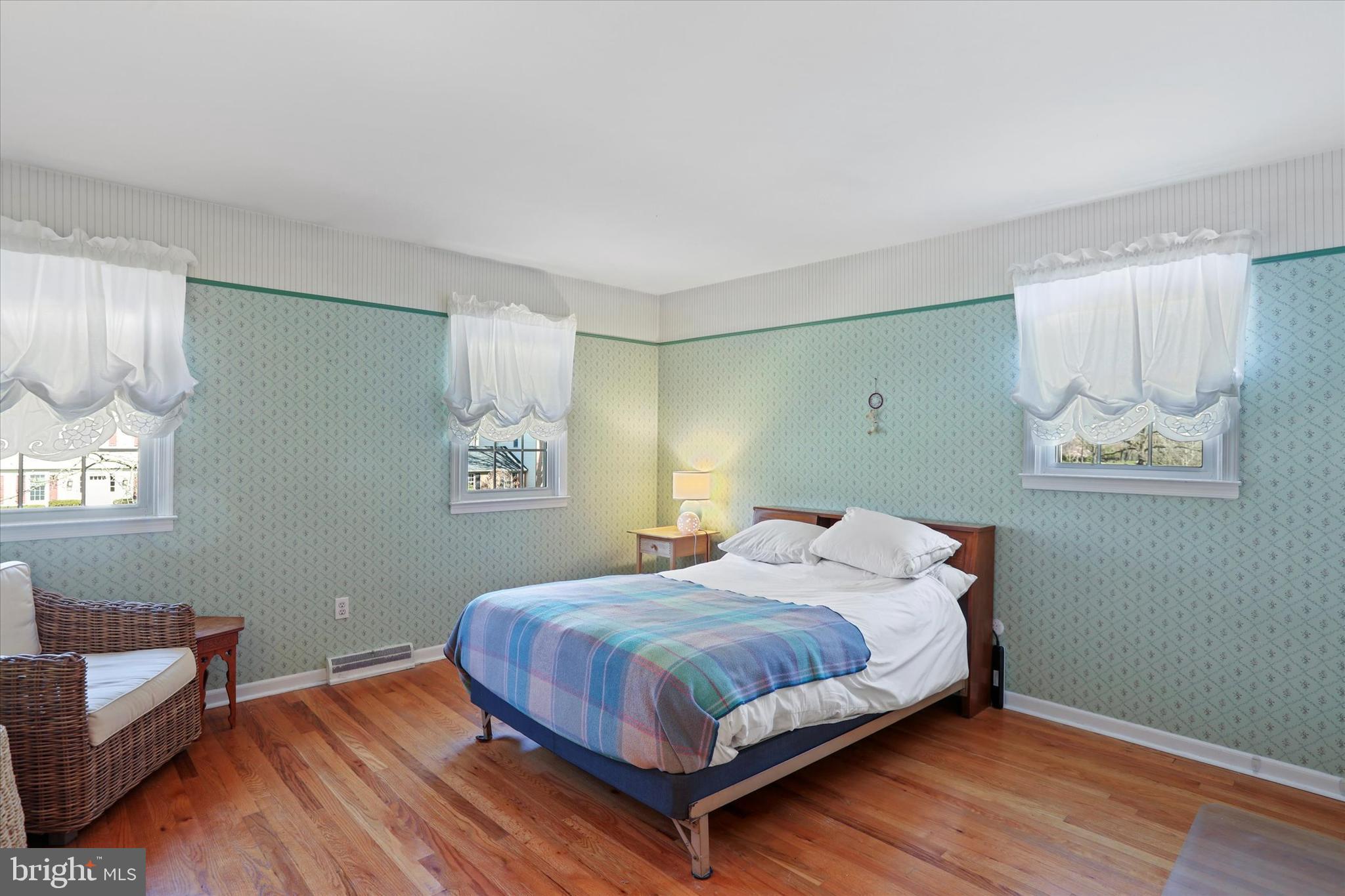 PARK TOWN ESTATES - Residential