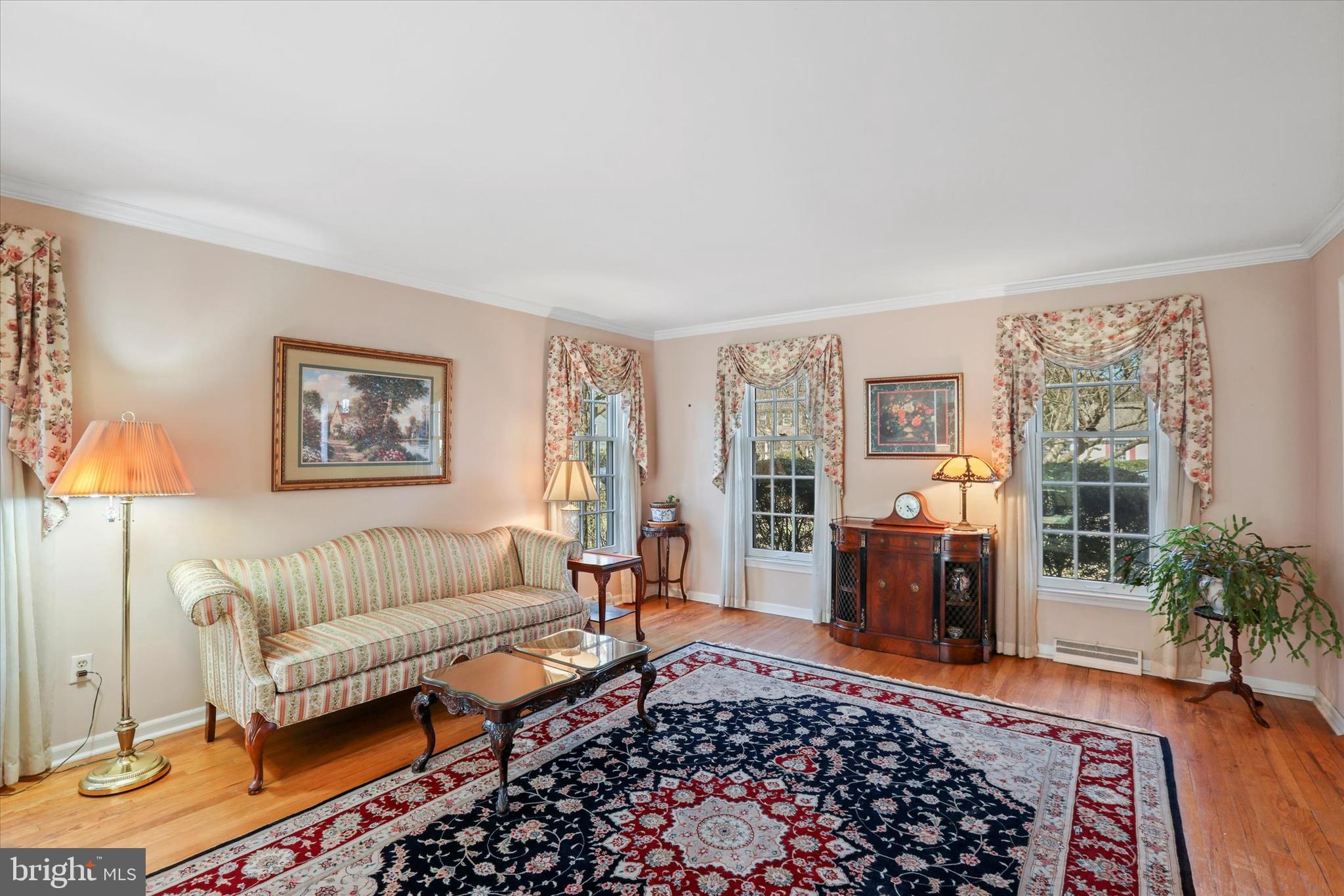 PARK TOWN ESTATES - Residential
