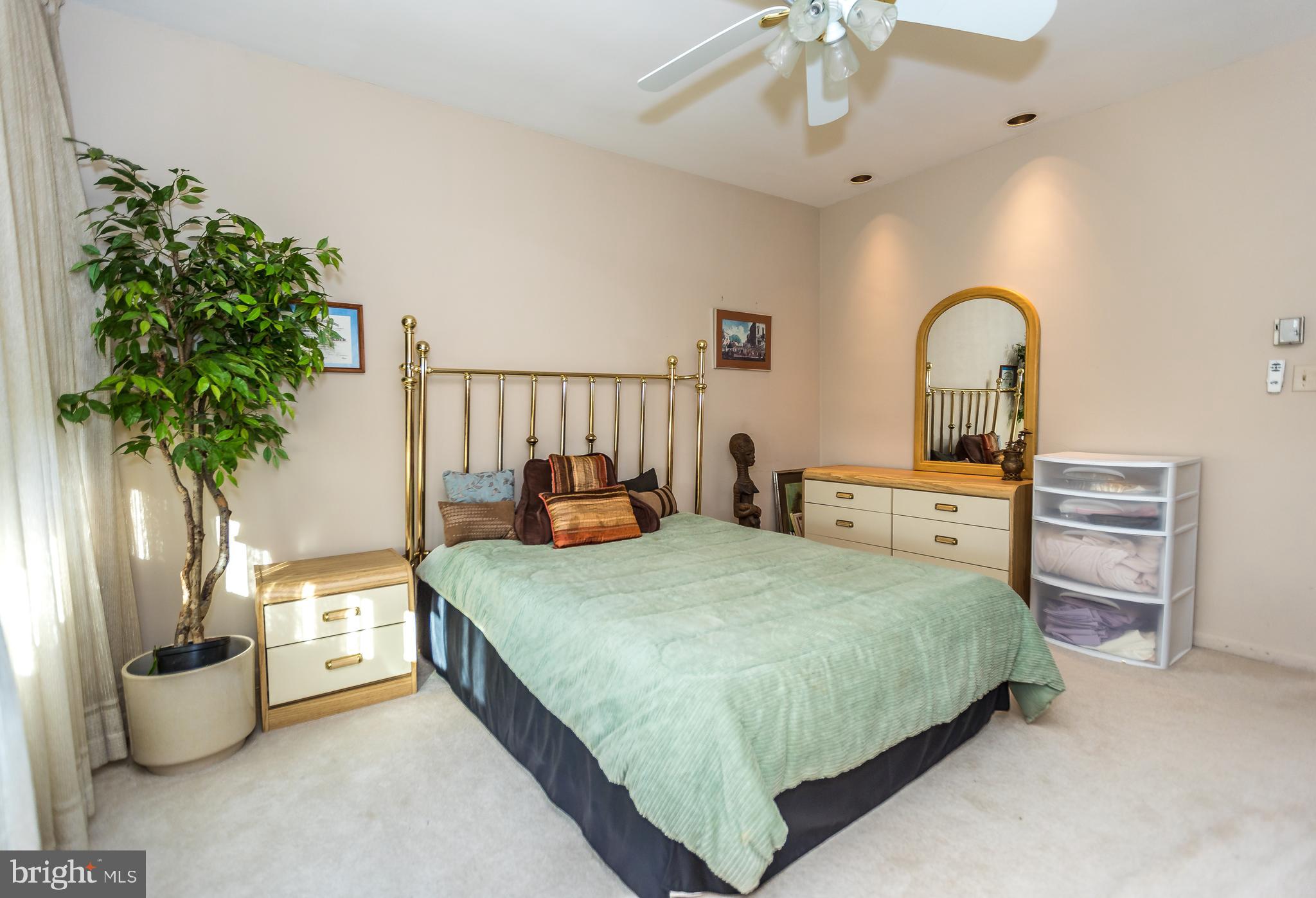 PIKESVILLE - Residential