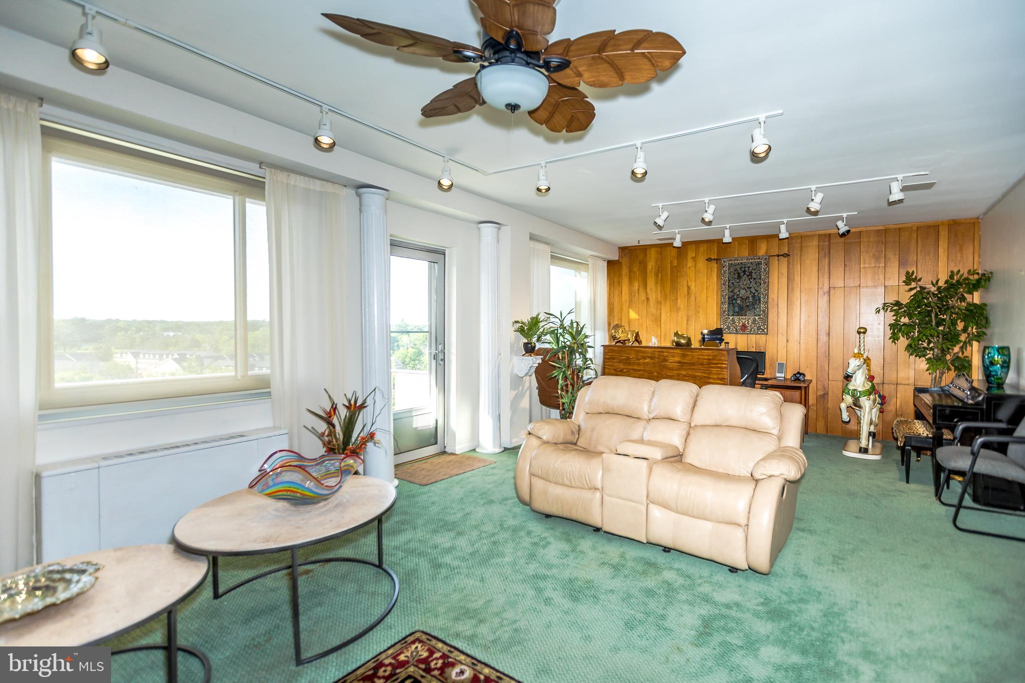 PIKESVILLE - Residential