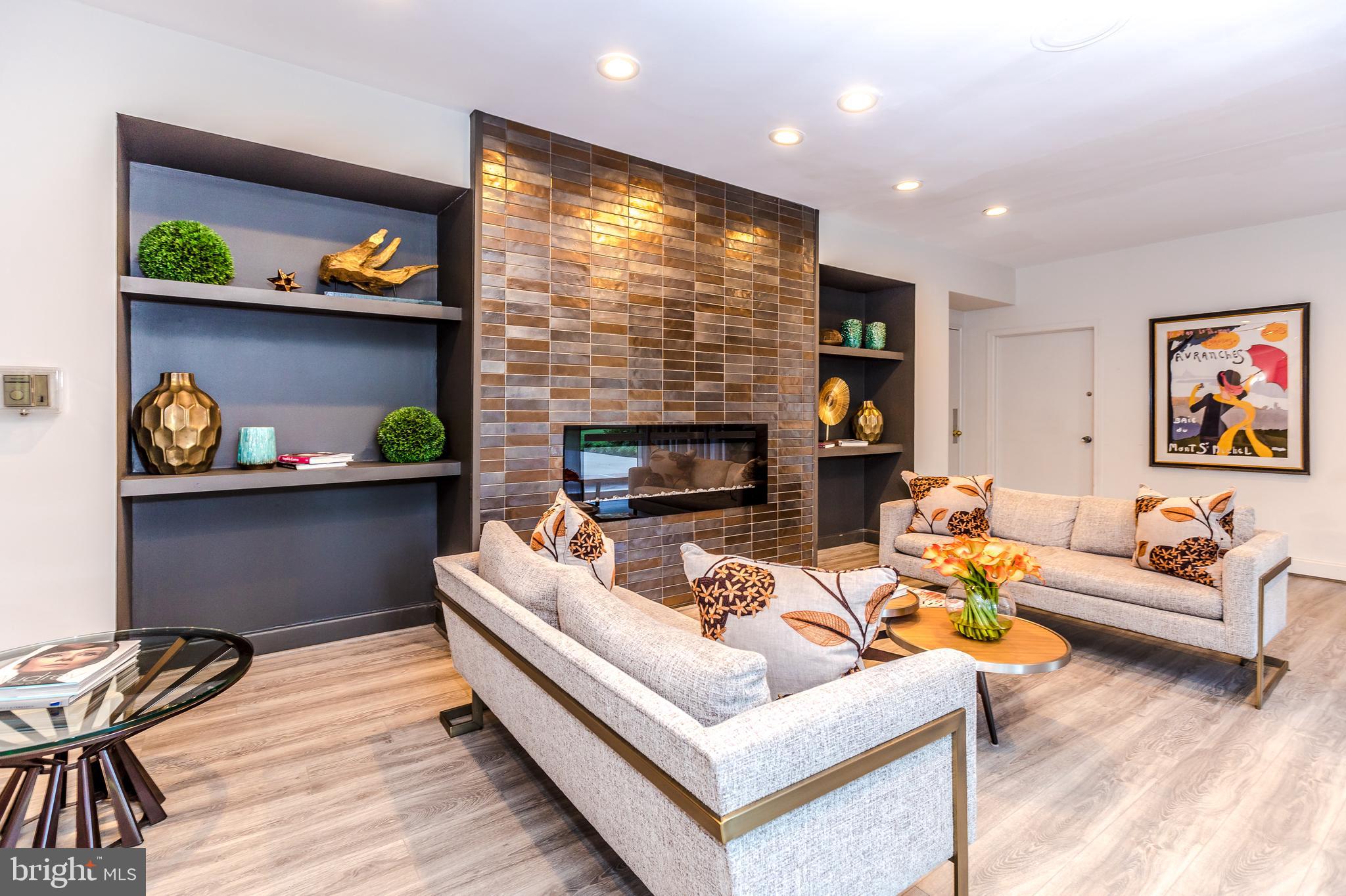 PIKESVILLE - Residential