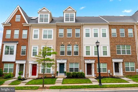 Townhouse For Rent - 12504 Rustic Rock Lane<br/> Prince Georges County, BELTSVILLE, MD 20705
