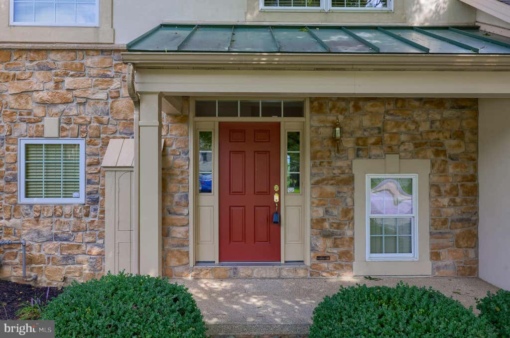 Photo of 656 Crestgate Place, MILLERSVILLE, PA 17551 (MLS # PALA2094252)