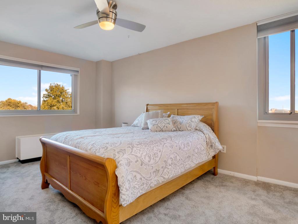 HUNTING CREEK CLUB CONDOMINIUMS - Residential