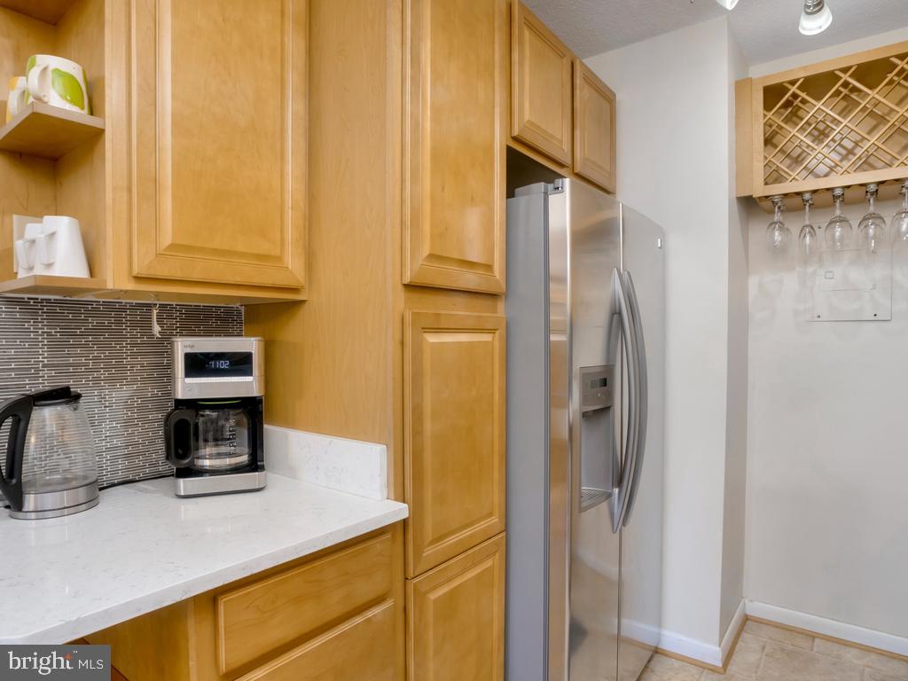 HUNTING CREEK CLUB CONDOMINIUMS - Residential