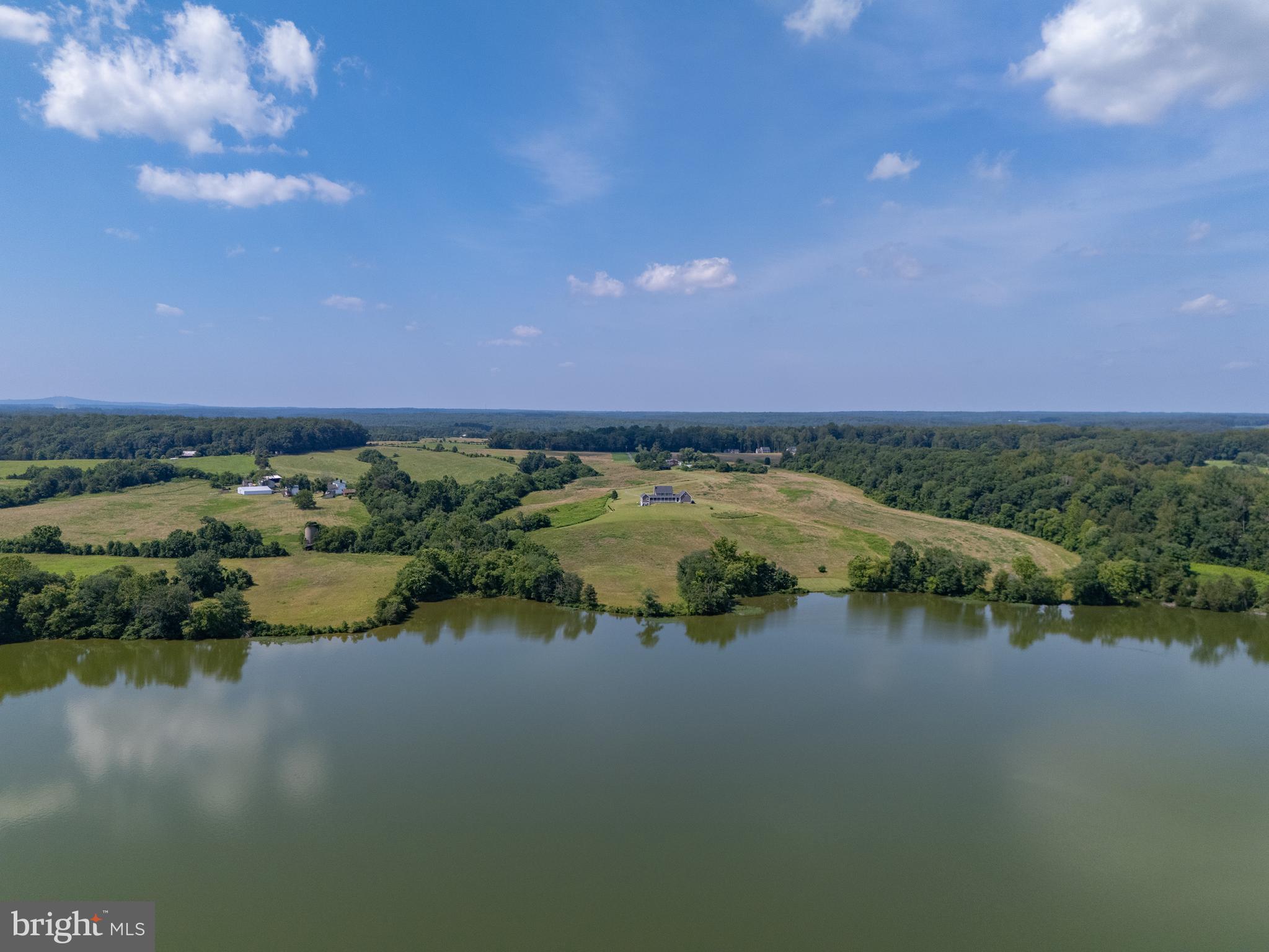 BEAR CASTLE - Residential