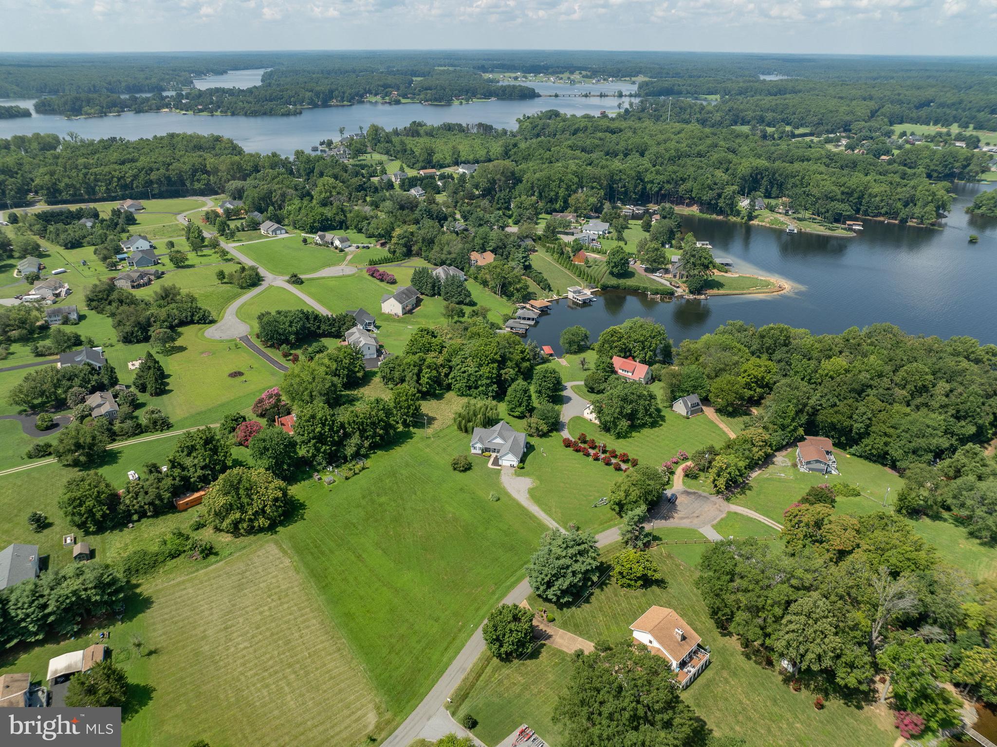 BEAR CASTLE - Residential