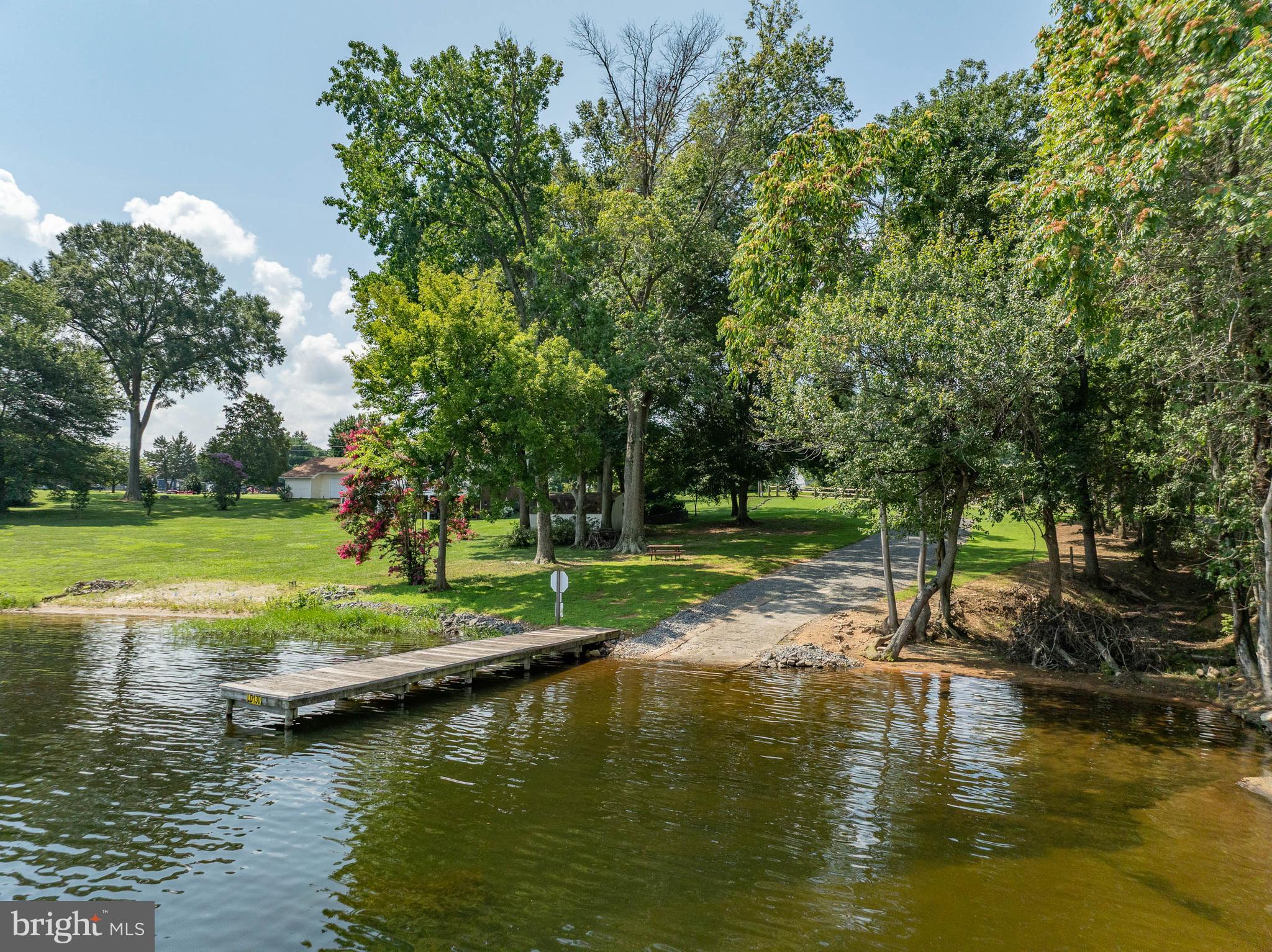BEAR CASTLE - Residential