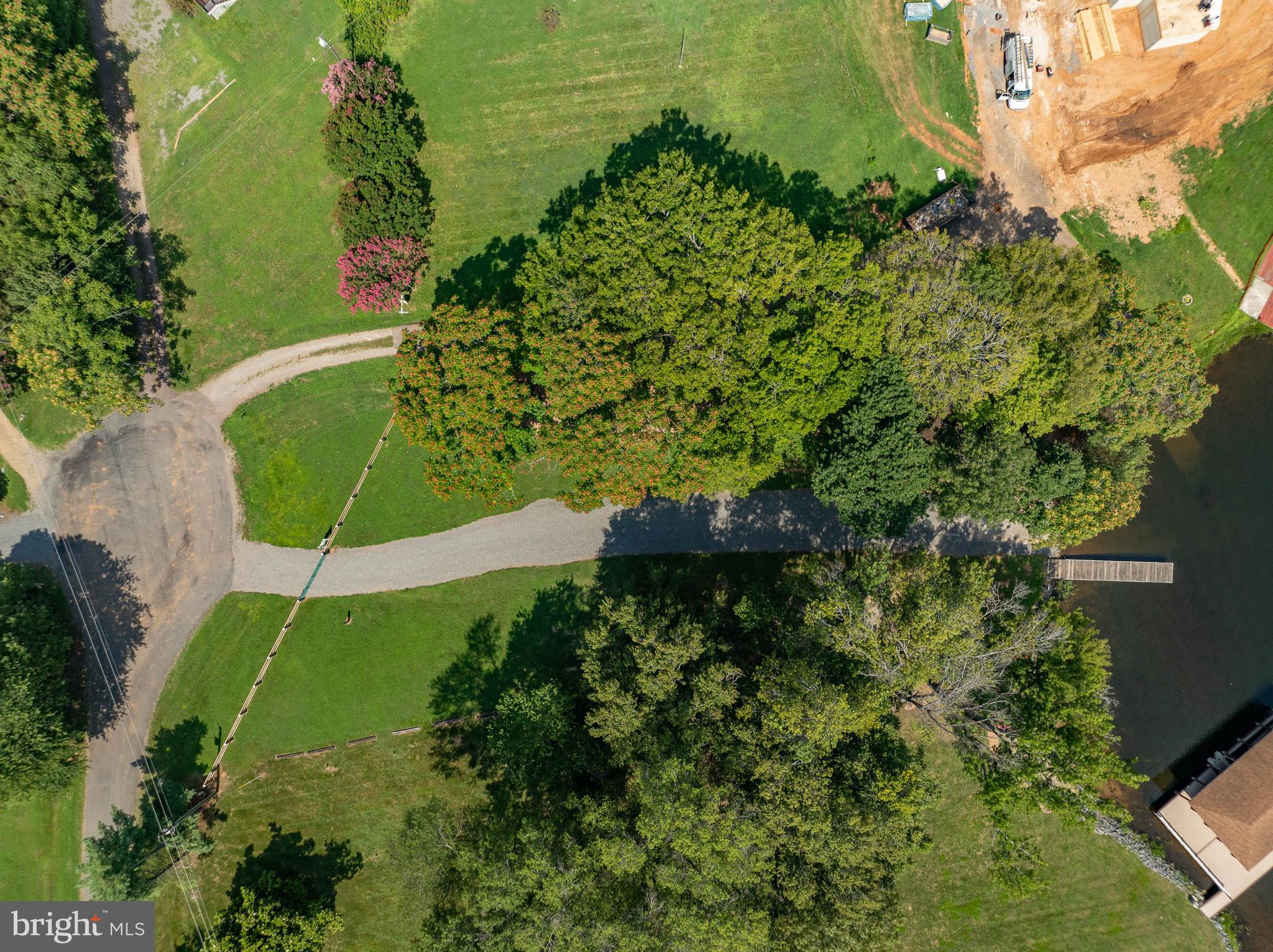 BEAR CASTLE - Residential