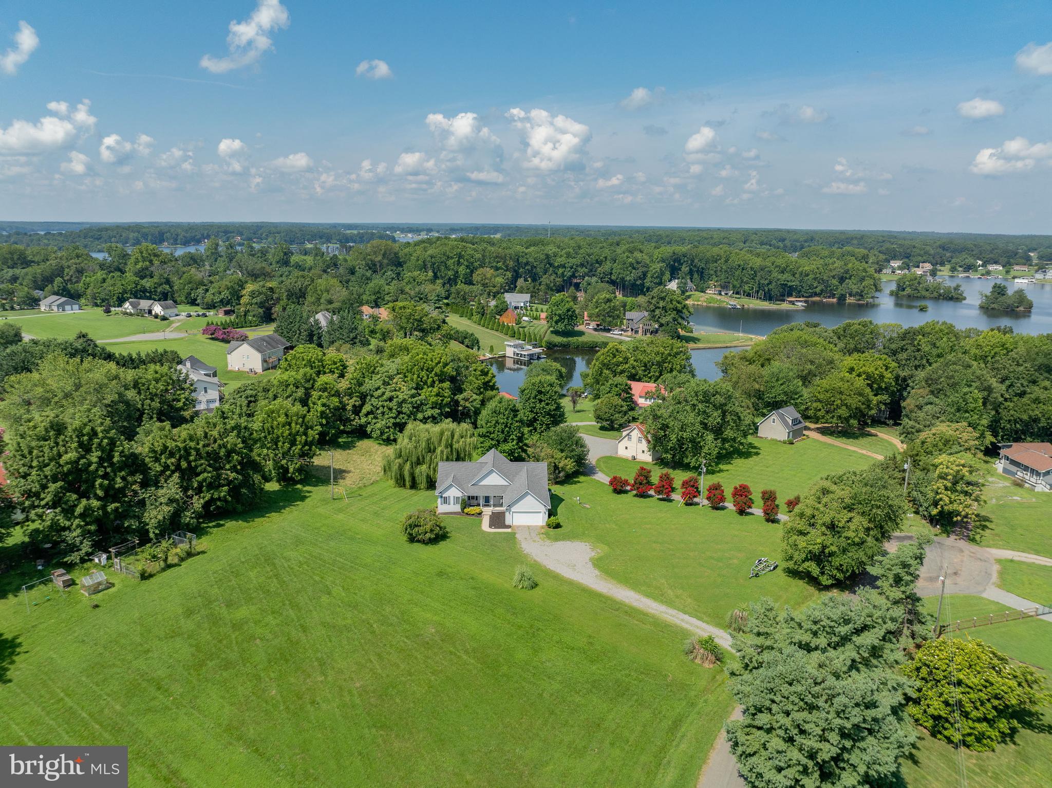 BEAR CASTLE - Residential