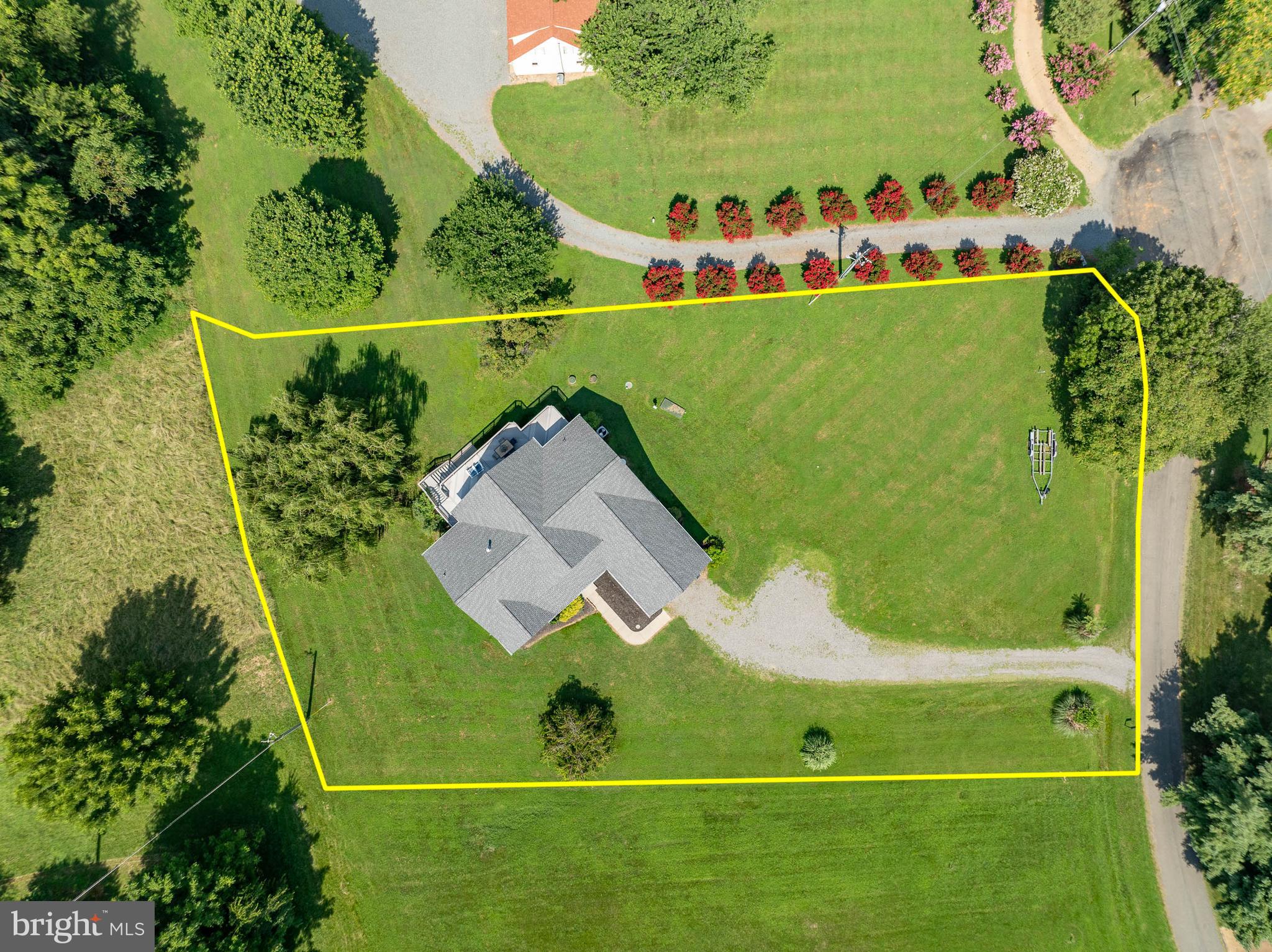 BEAR CASTLE - Residential