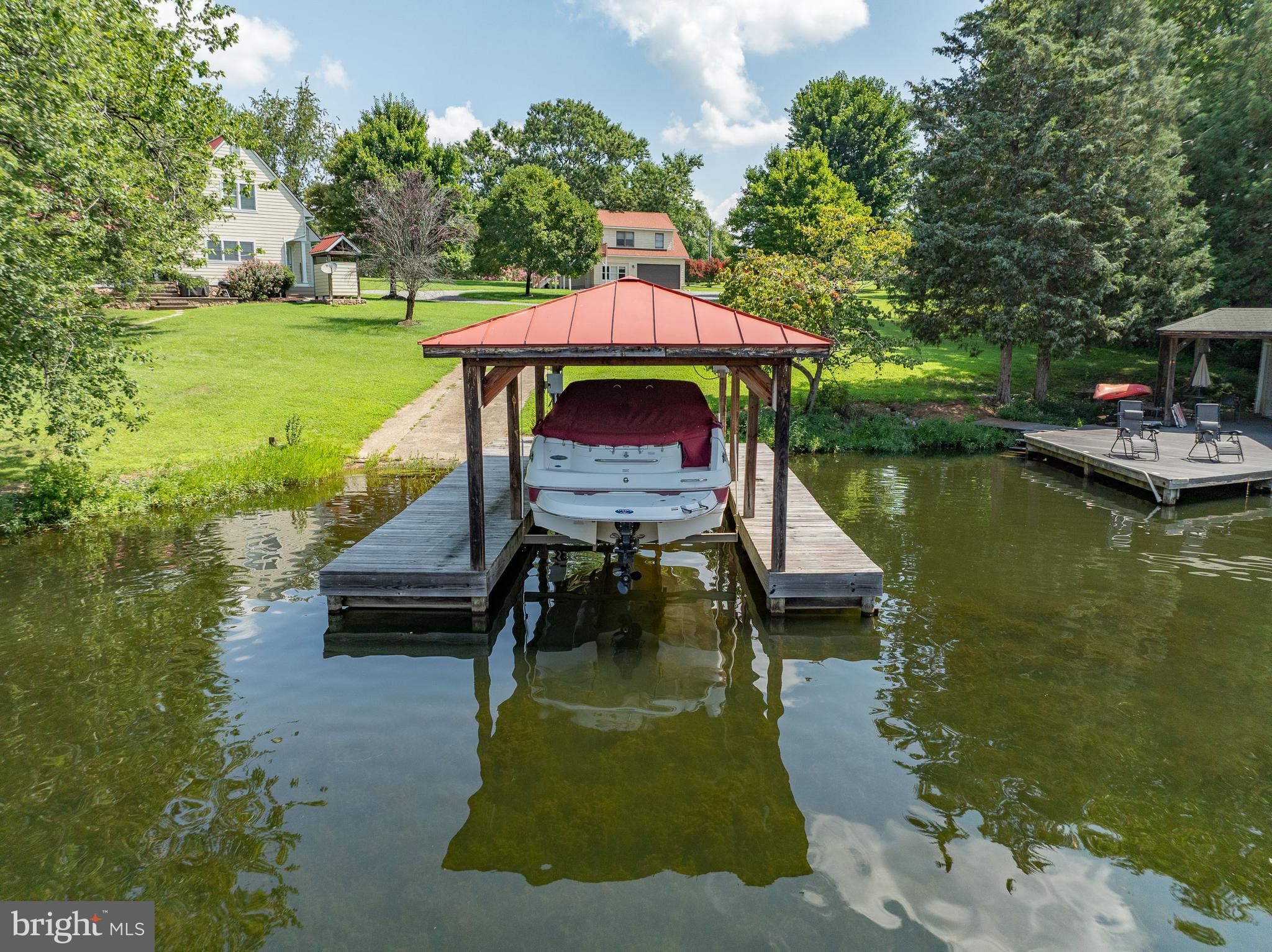 BEAR CASTLE - Residential