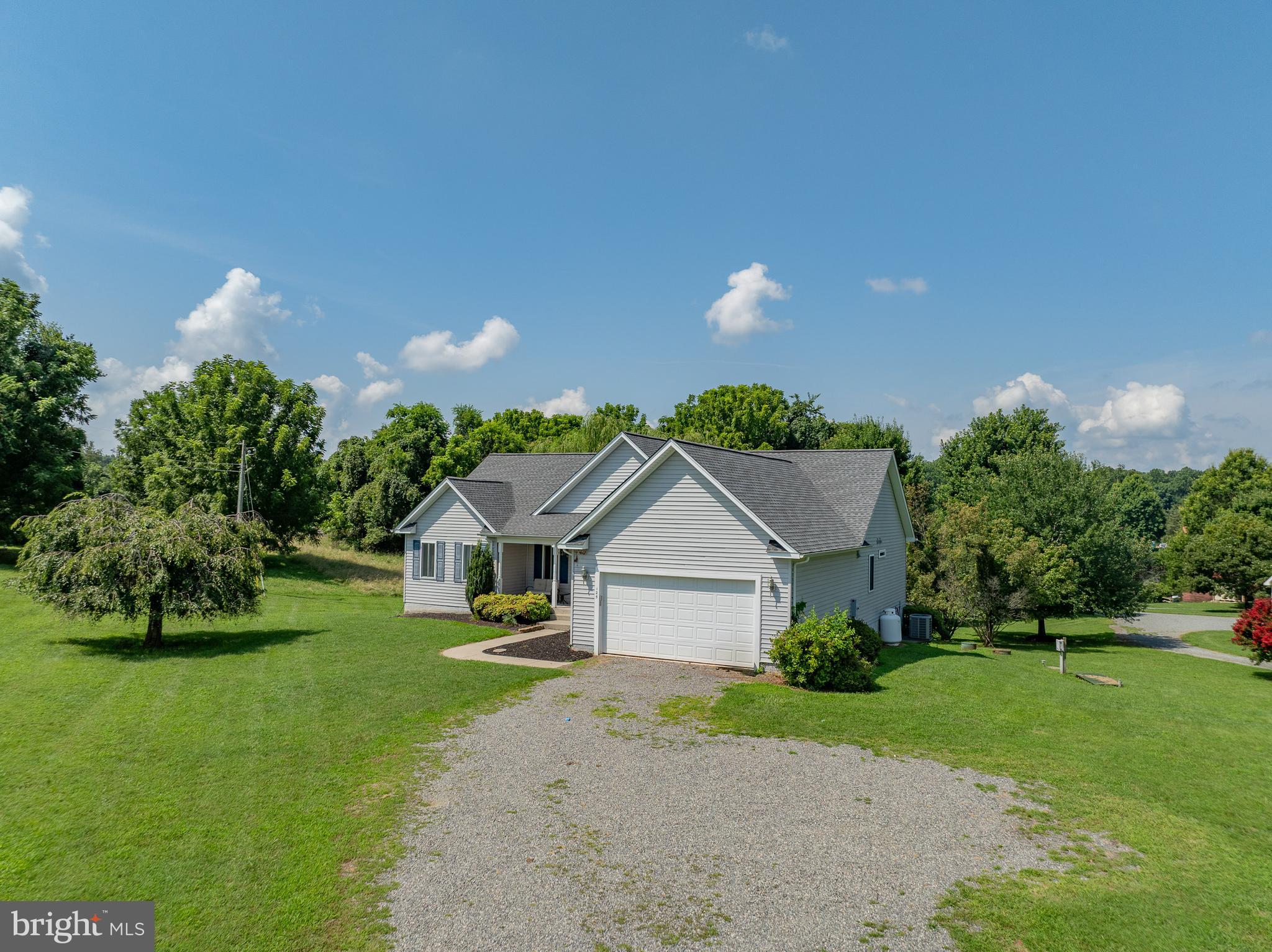 BEAR CASTLE - Residential