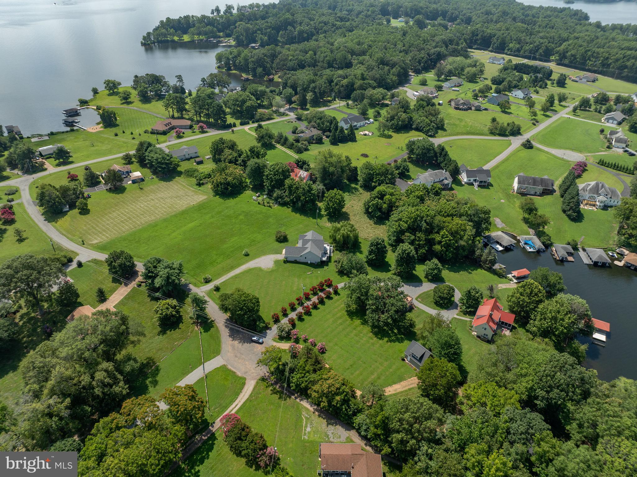 BEAR CASTLE - Residential