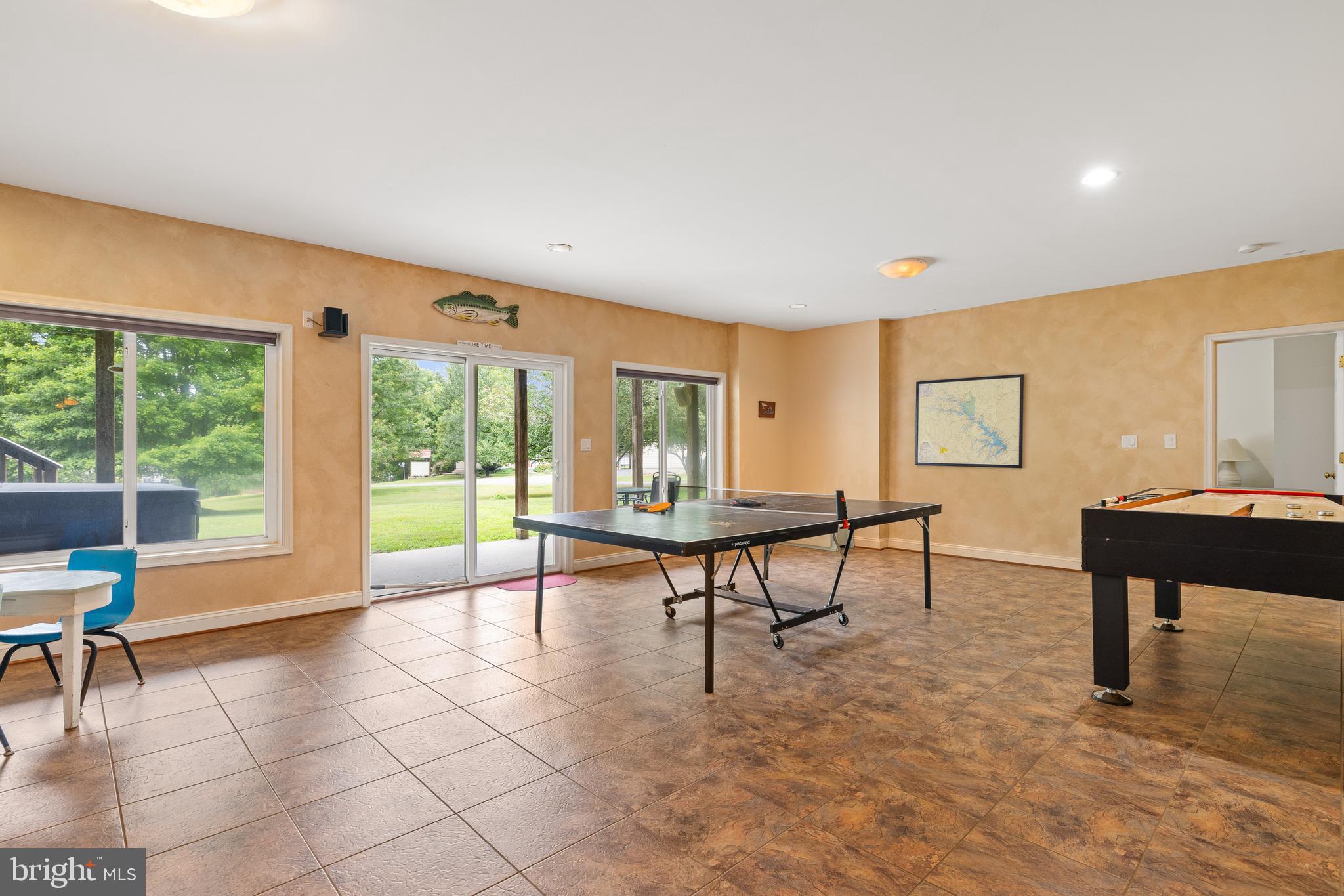 BEAR CASTLE - Residential