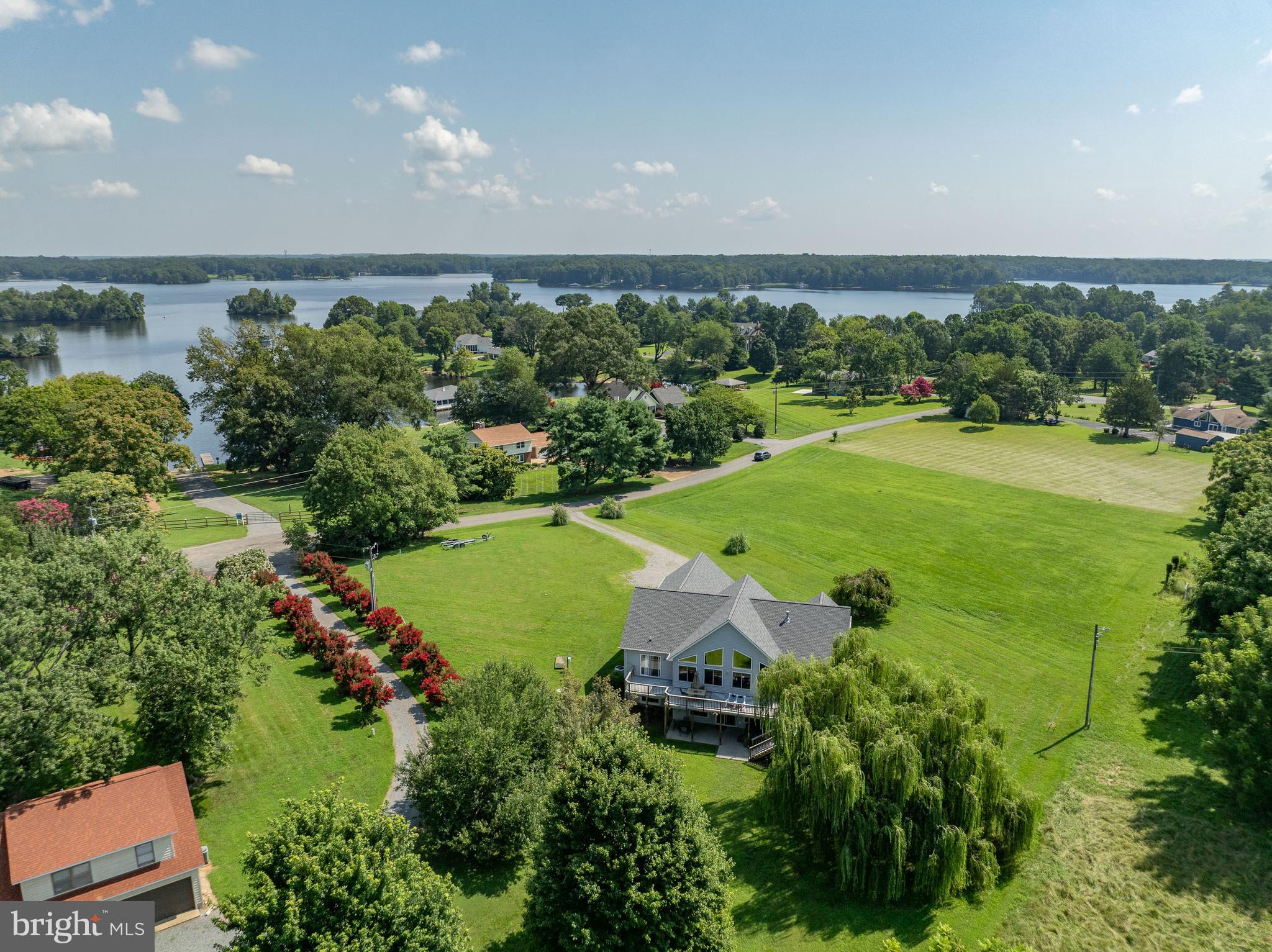 BEAR CASTLE - Residential