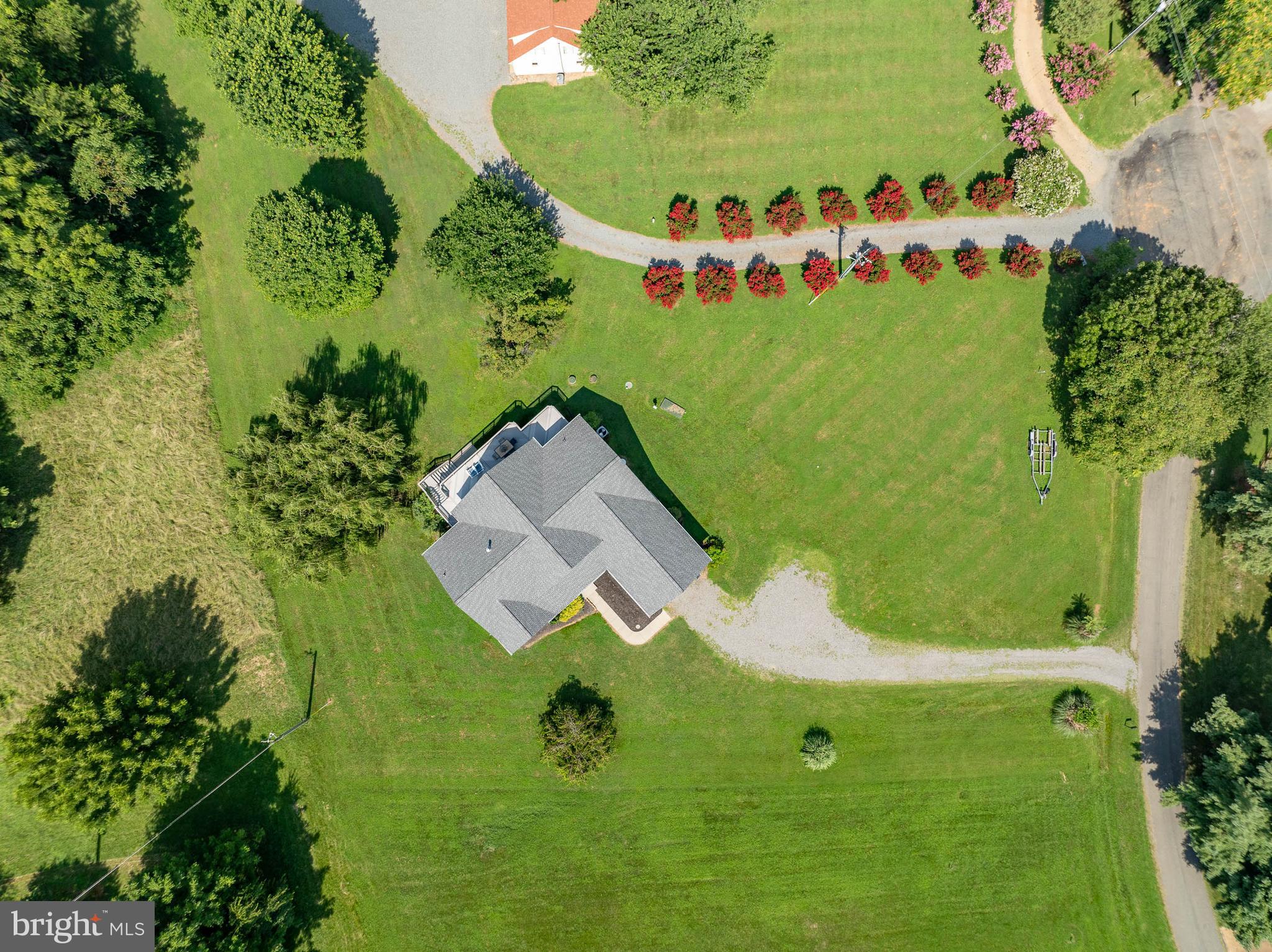 BEAR CASTLE - Residential