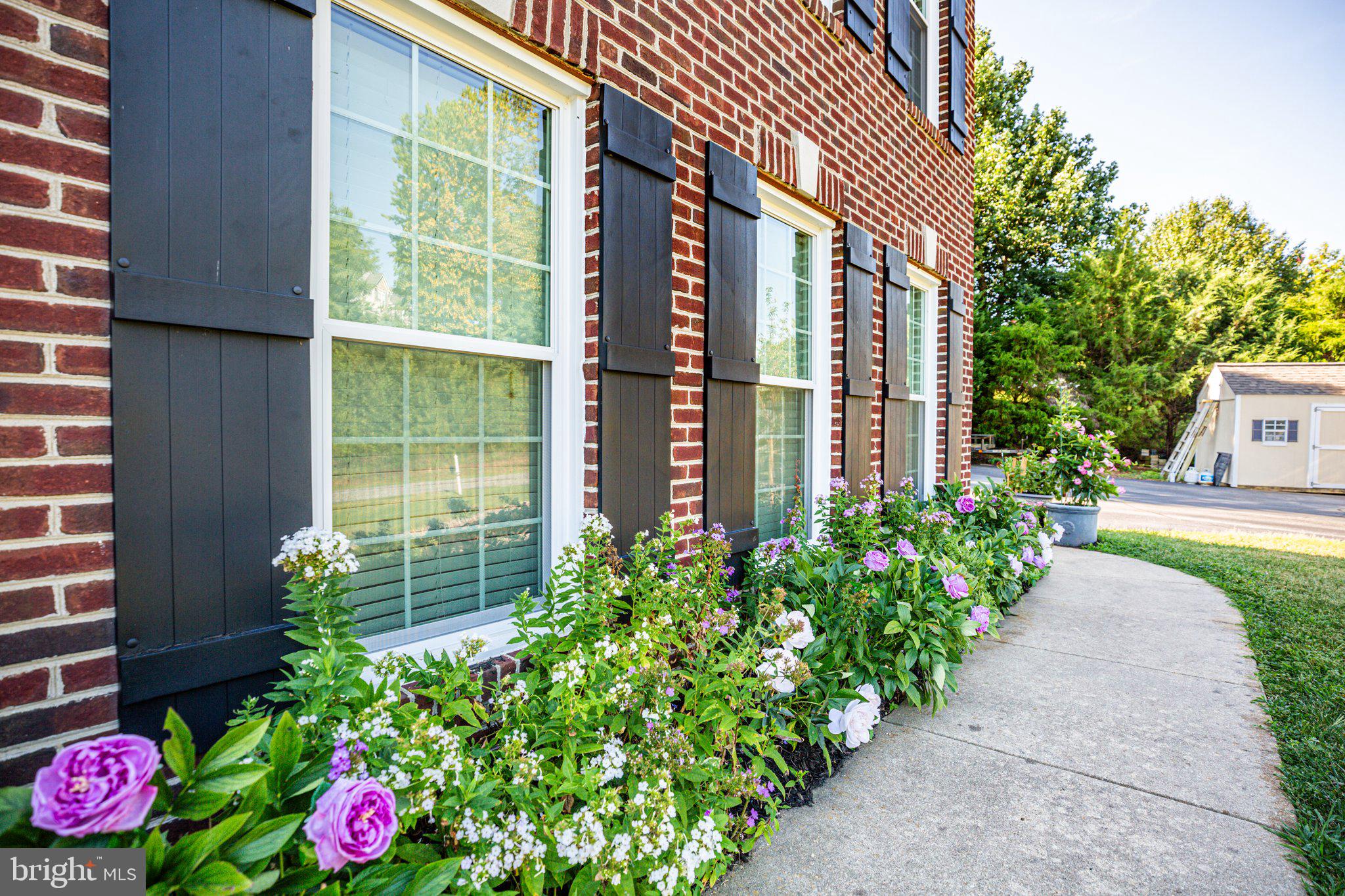 SEDGEWICK CROSSING - Residential