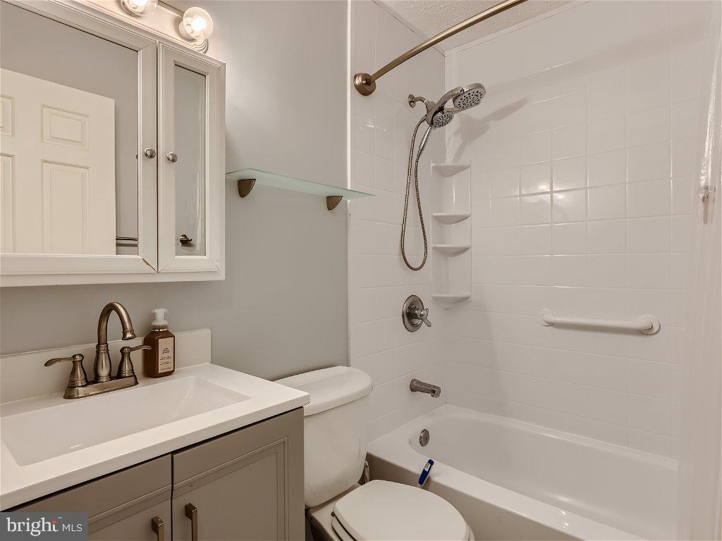 OAKHURST - Residential