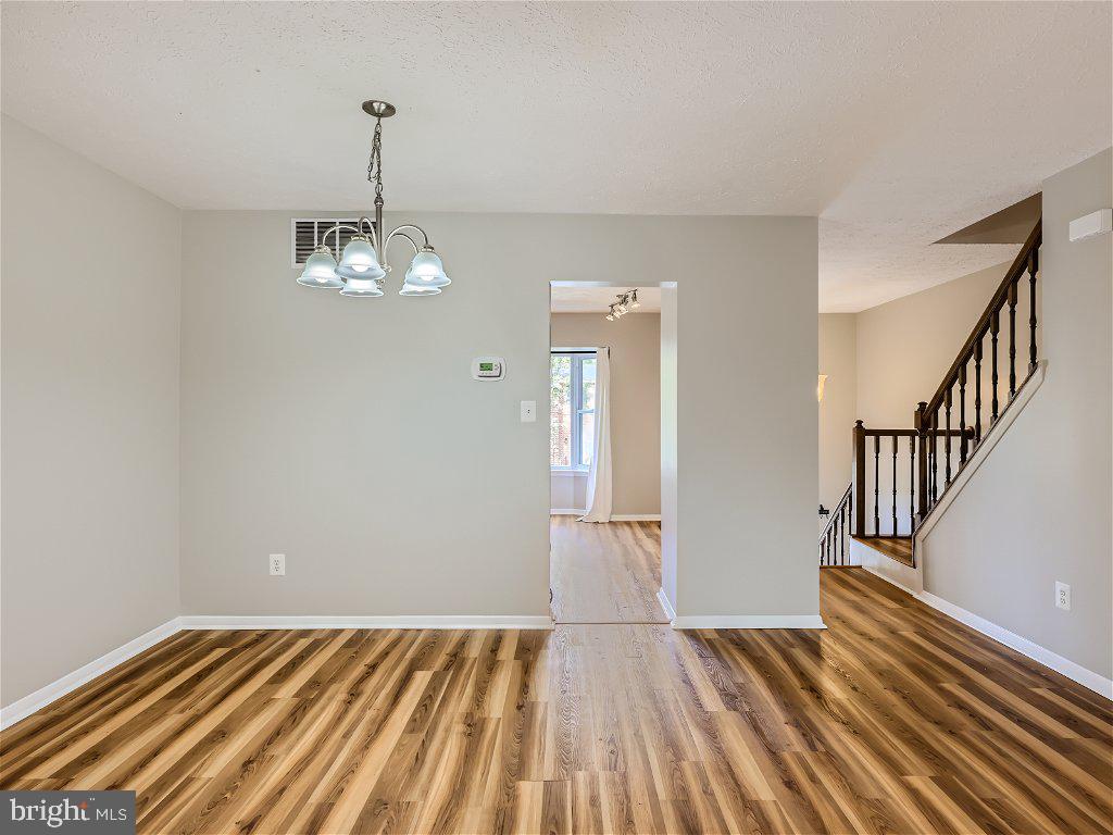 OAKHURST - Residential